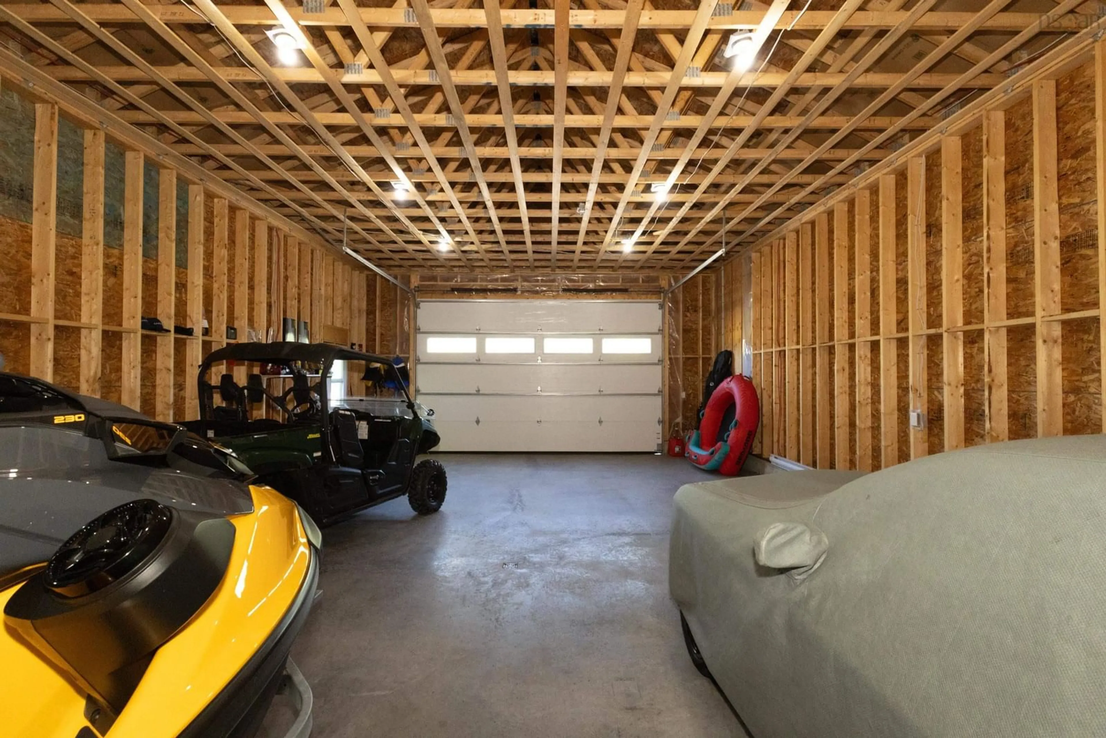 Indoor garage for 1462 North River Rd, Aylesford Lake Nova Scotia B0P 1C0