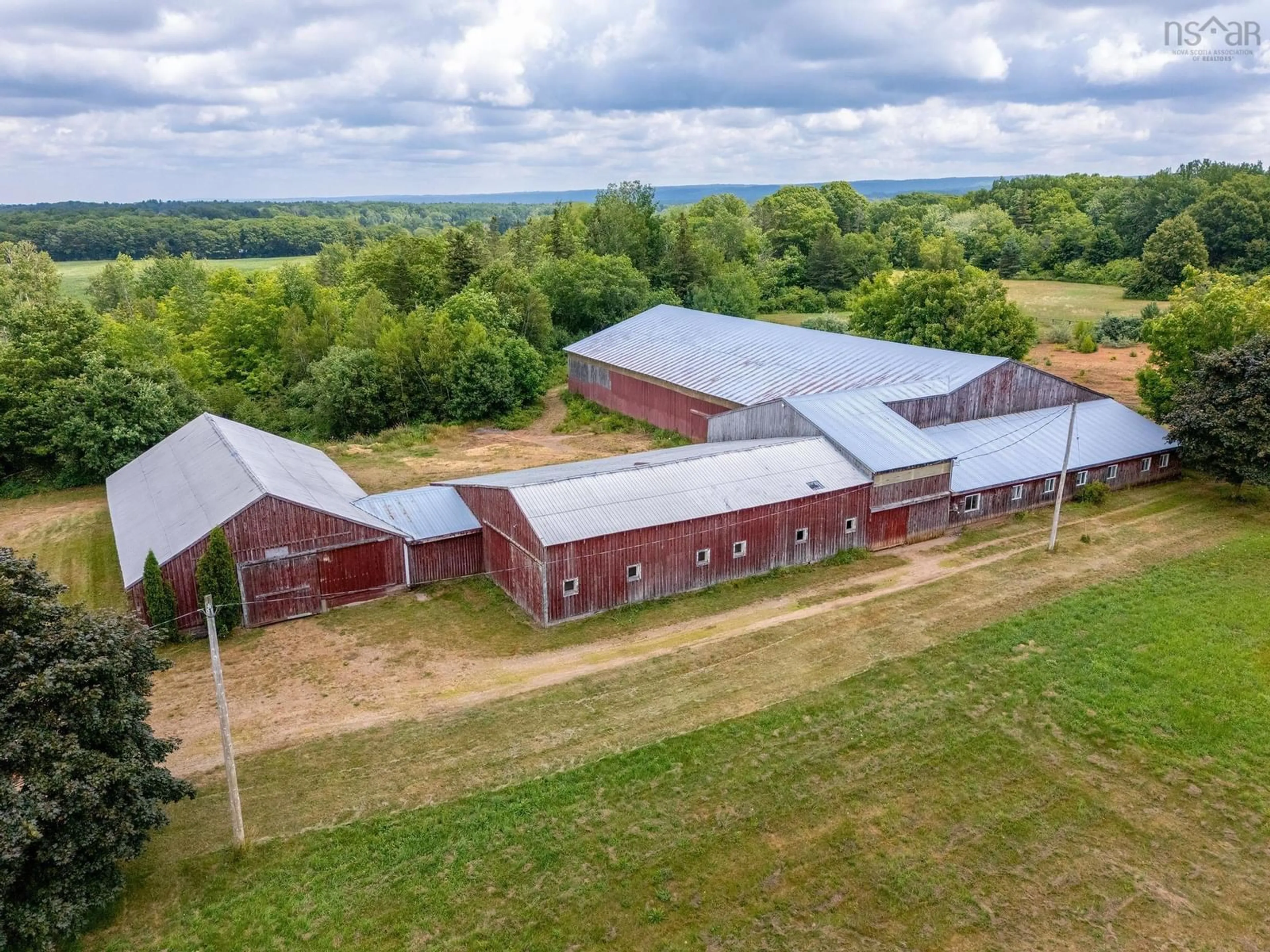 A pic from outside/outdoor area/front of a property/back of a property/a pic from drone, building for 85 Greenhouse Rd, Nictaux Nova Scotia B0S 1P0