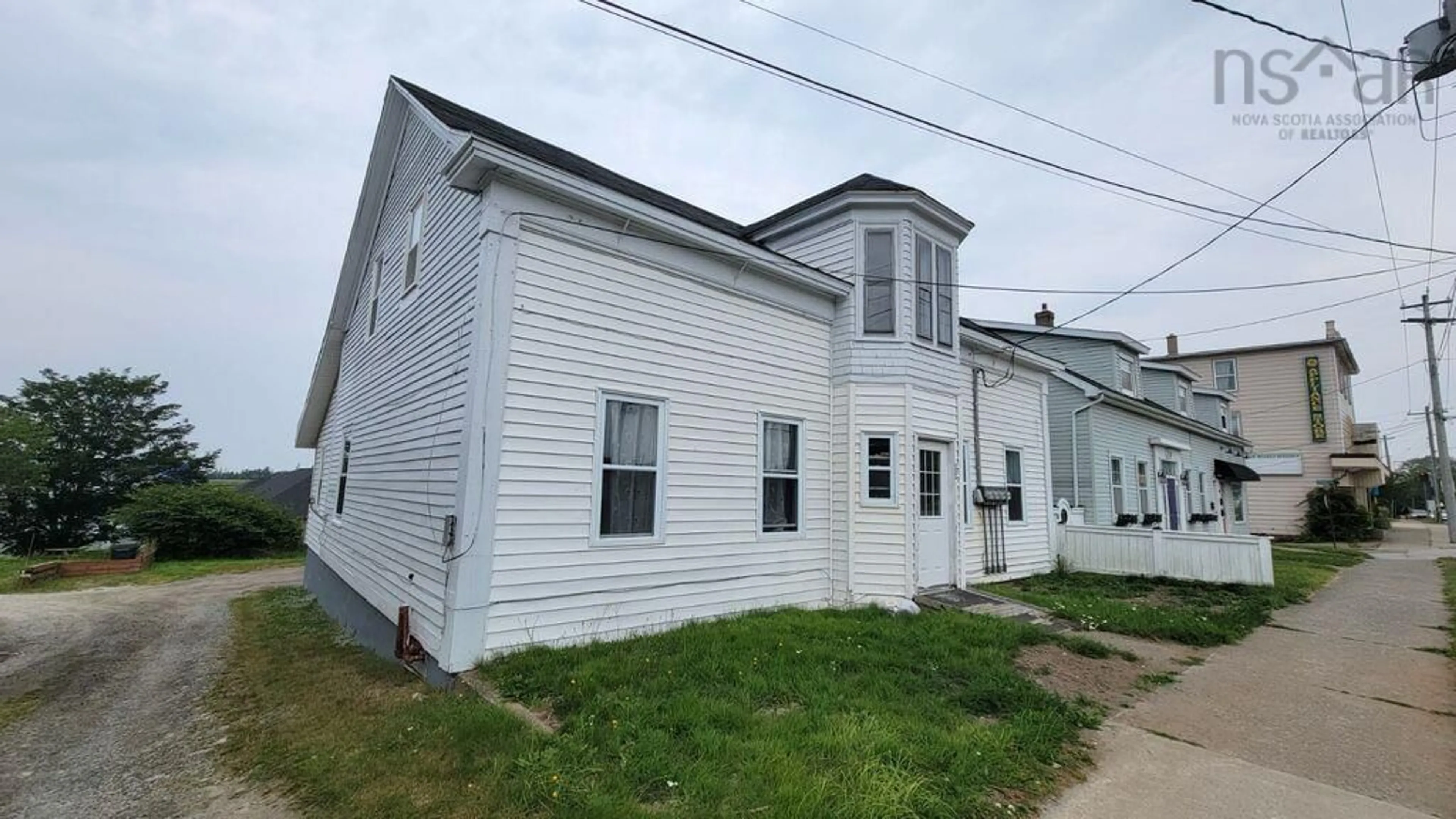 Unknown for 552 Main St, Yarmouth Nova Scotia B5A 1J3