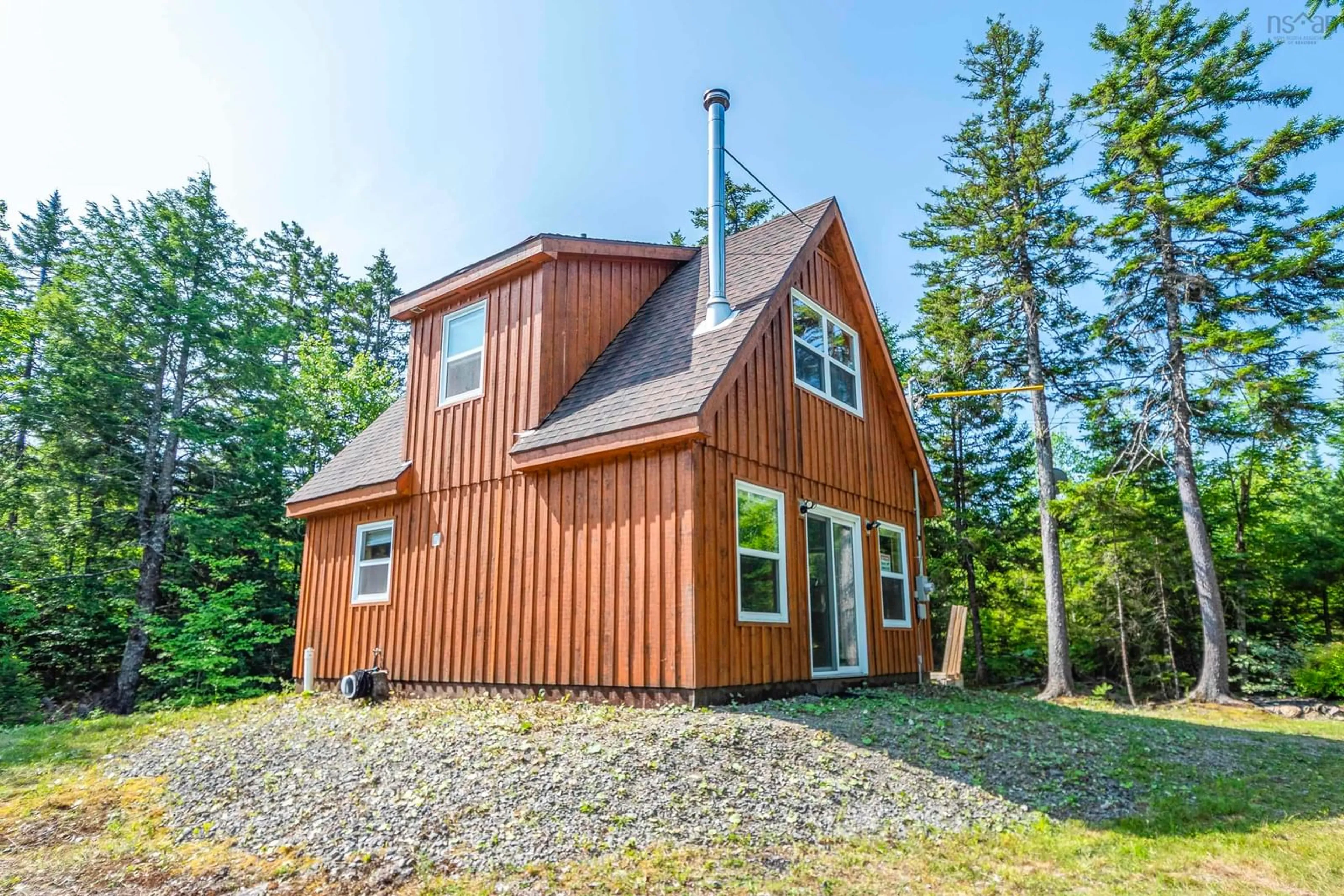 Home with vinyl exterior material, building for 101 Forest Heights Rd, Vaughan Nova Scotia B0N 2T0