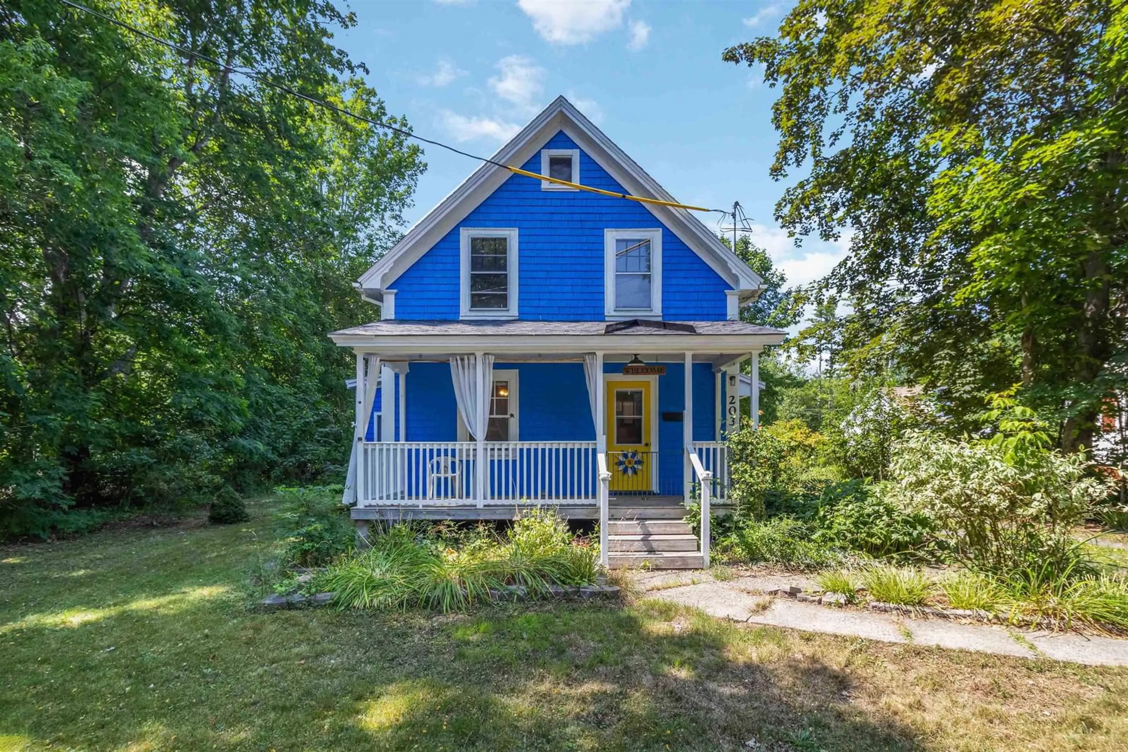 Home with vinyl exterior material, street for 203 Aberdeen Rd, Bridgewater Nova Scotia B4V 2T1