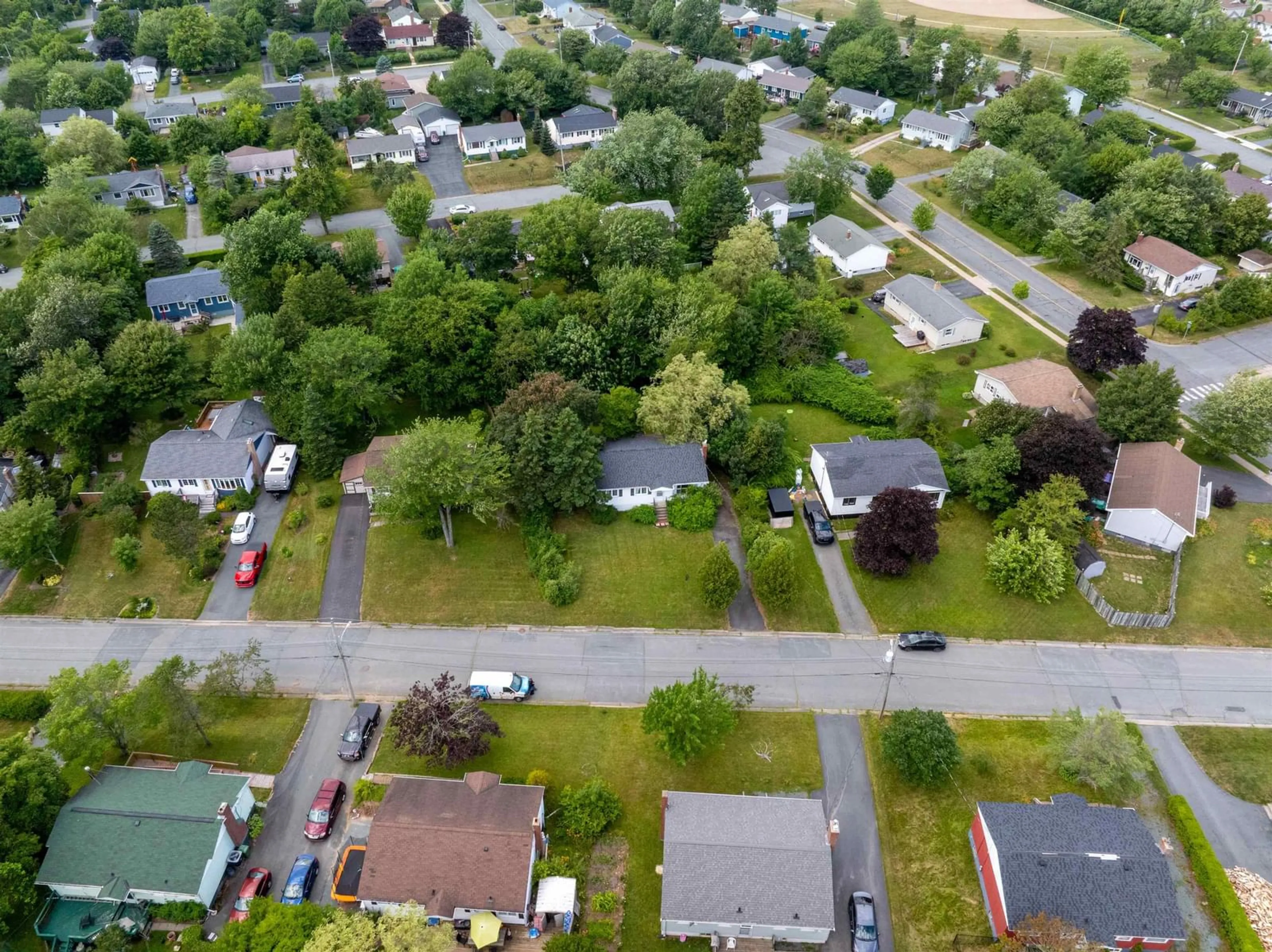 A pic from outside/outdoor area/front of a property/back of a property/a pic from drone, street for 19 Digby Cres, Dartmouth Nova Scotia B2W 2G1