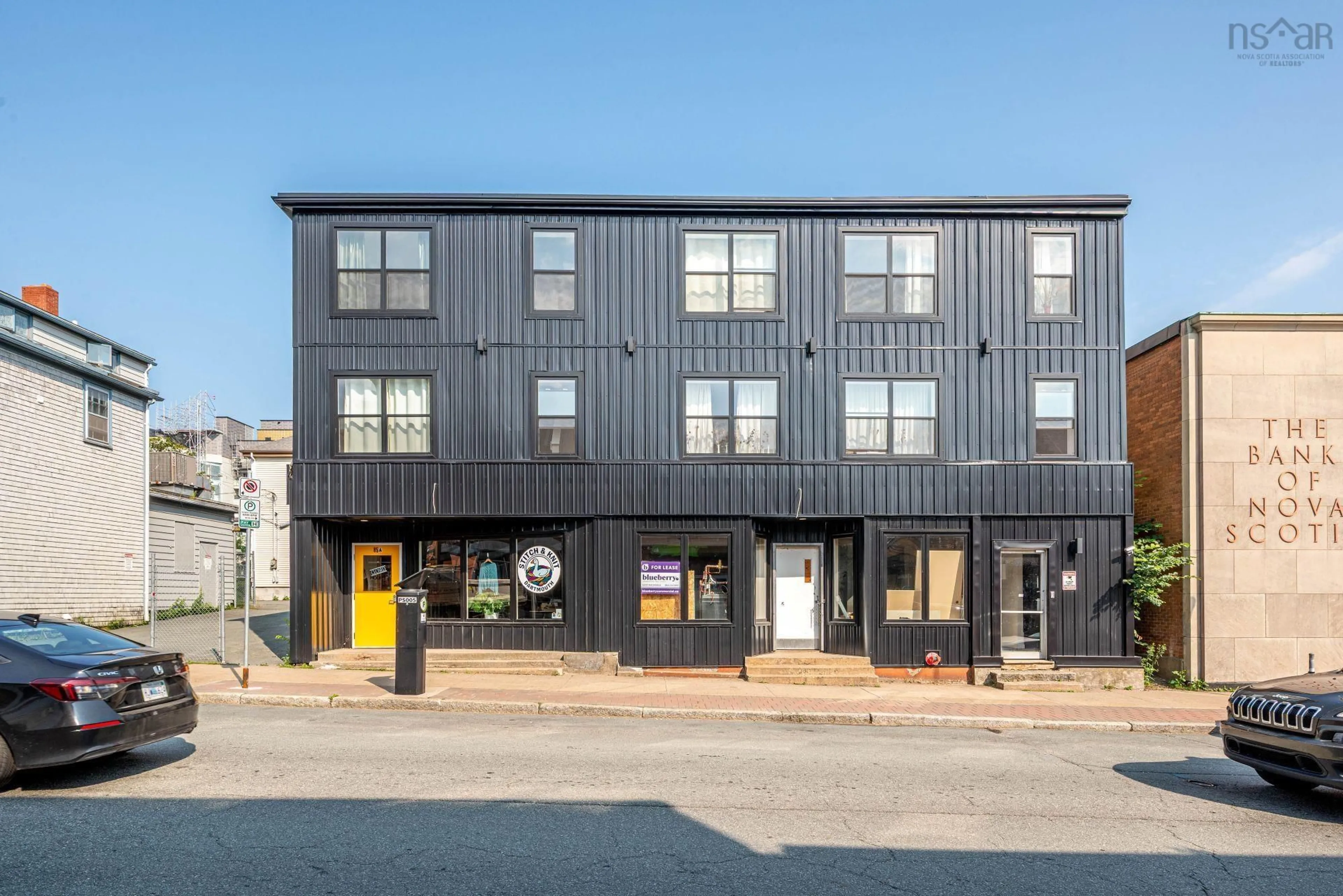 A pic from outside/outdoor area/front of a property/back of a property/a pic from drone, building for 85-87 Portland St, Dartmouth Nova Scotia B2Y 1H5