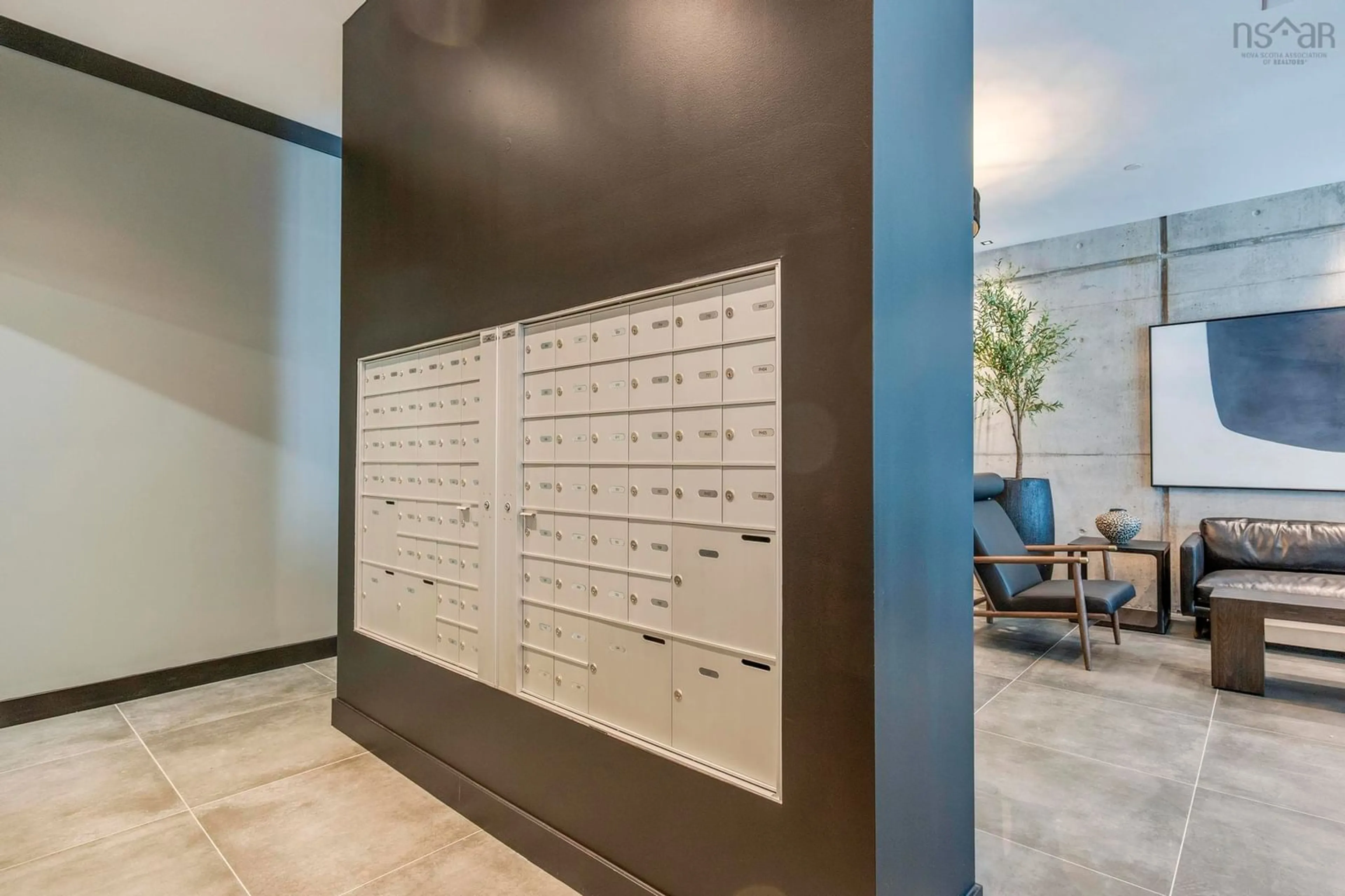 Indoor foyer for 5511 Bilby St #611, Halifax Nova Scotia B3K 0M5