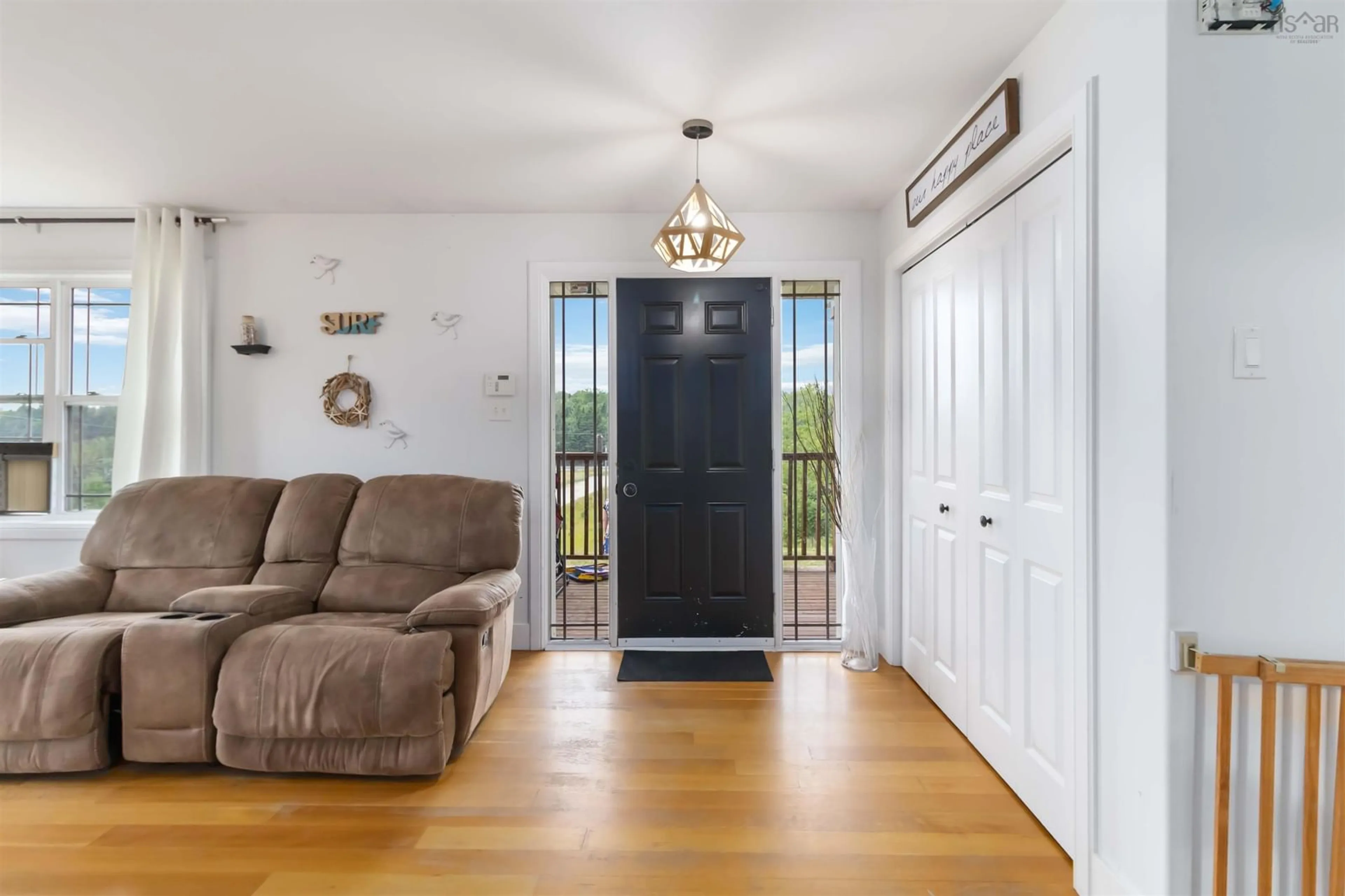 Indoor entryway for 413 East Uniacke Rd, Mount Uniacke Nova Scotia B0N 1Z0