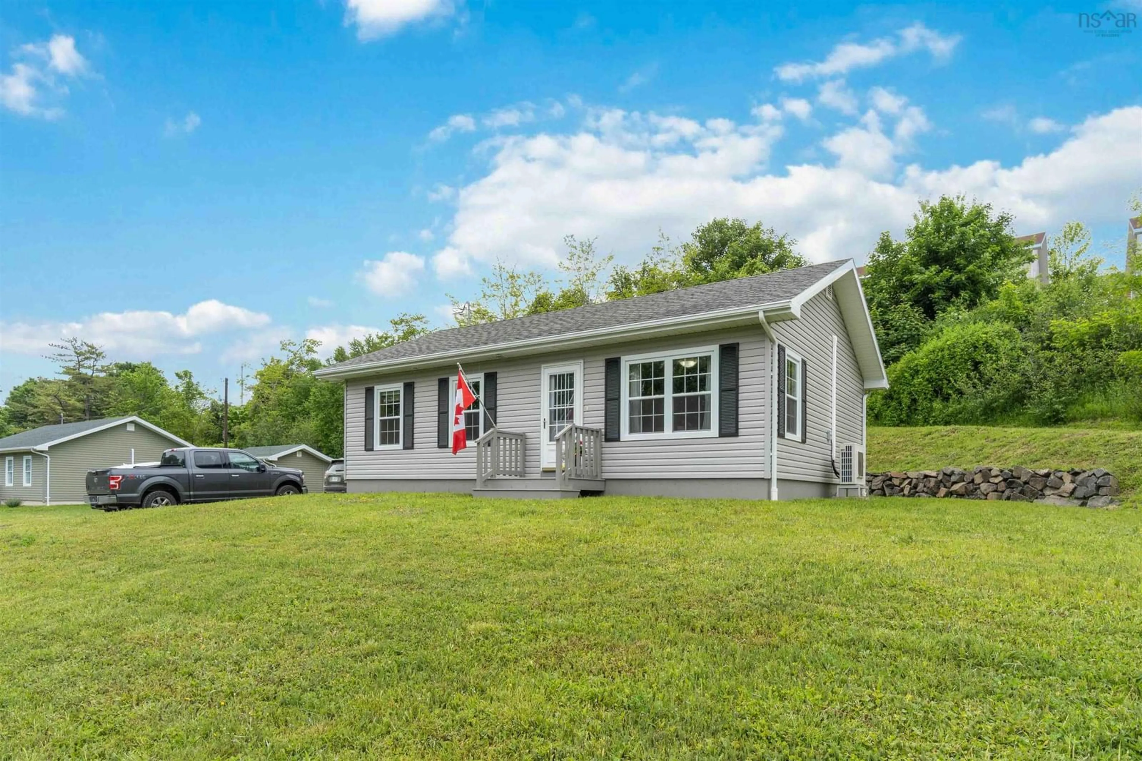 Home with vinyl exterior material, unknown for 101 Second Ave, Digby Nova Scotia B0V 1A0