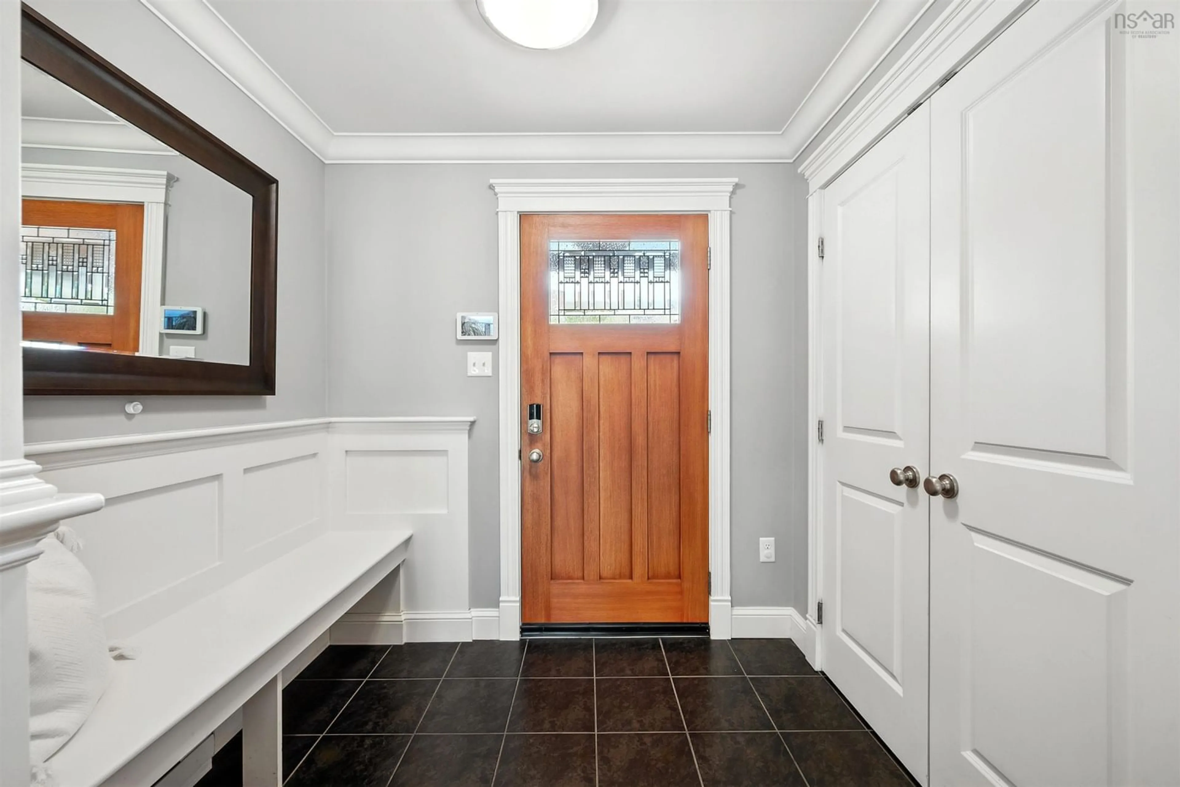 Indoor entryway for 364 Bently Dr, Halifax Nova Scotia B3S 0A7