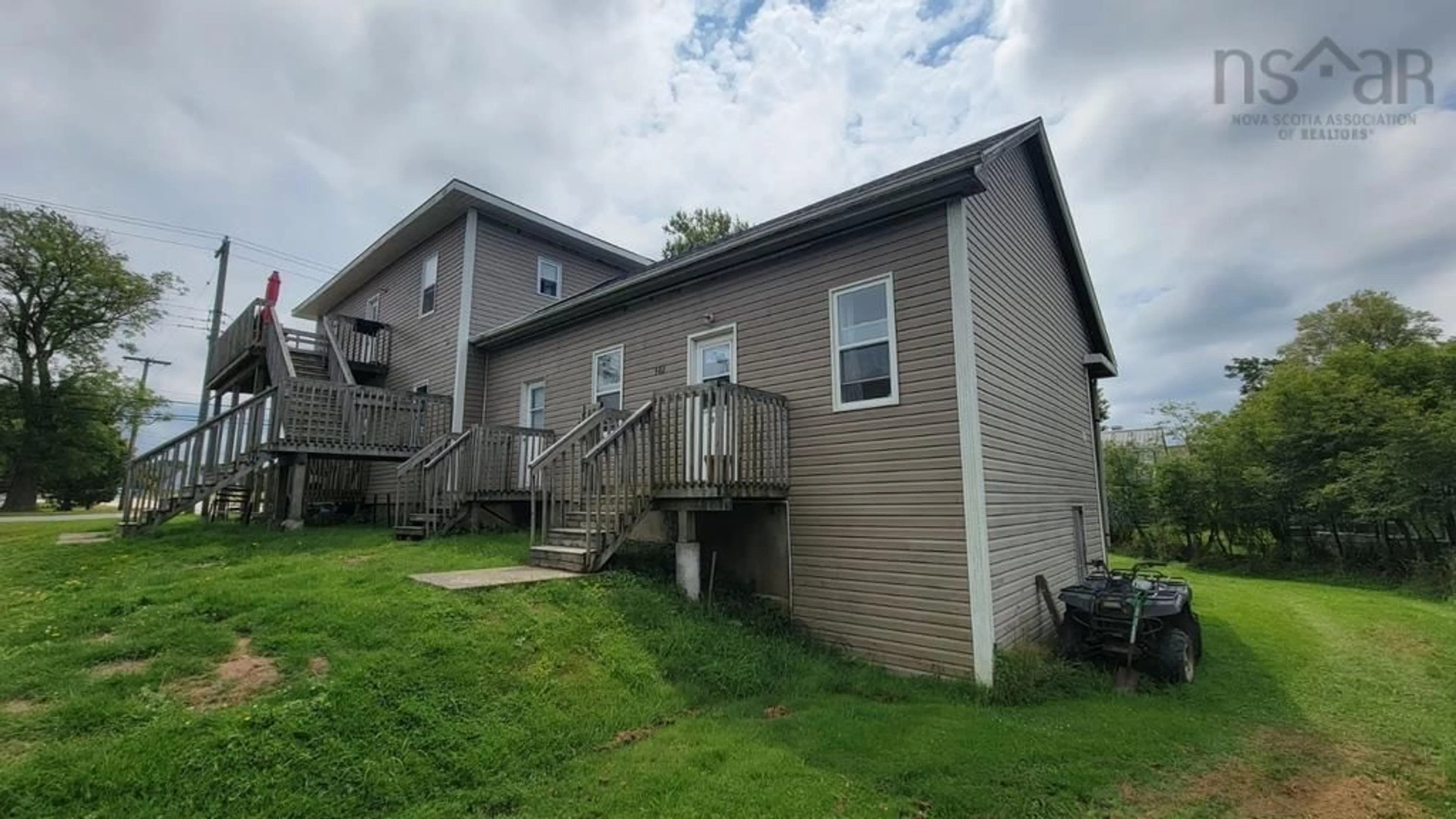 Unknown for 578-582 Main St, Yarmouth Nova Scotia B5A 1J4