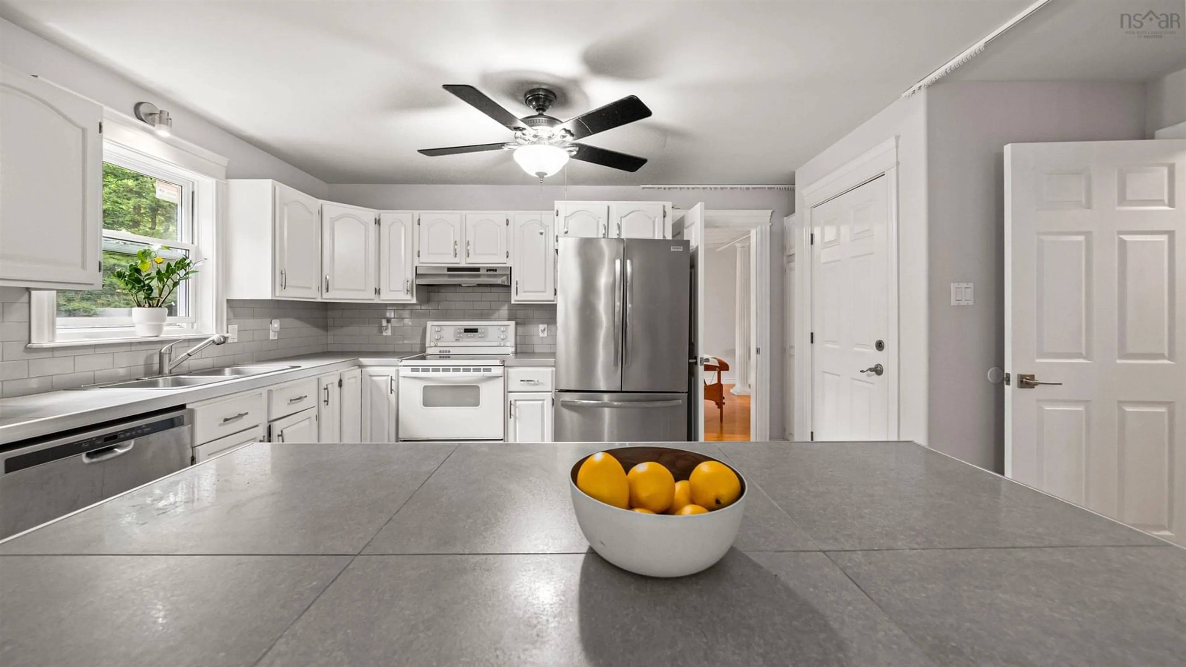 Open concept kitchen, ceramic/tile floor for 118 Stone Mount Dr, Lower Sackville Nova Scotia B4C 4A2