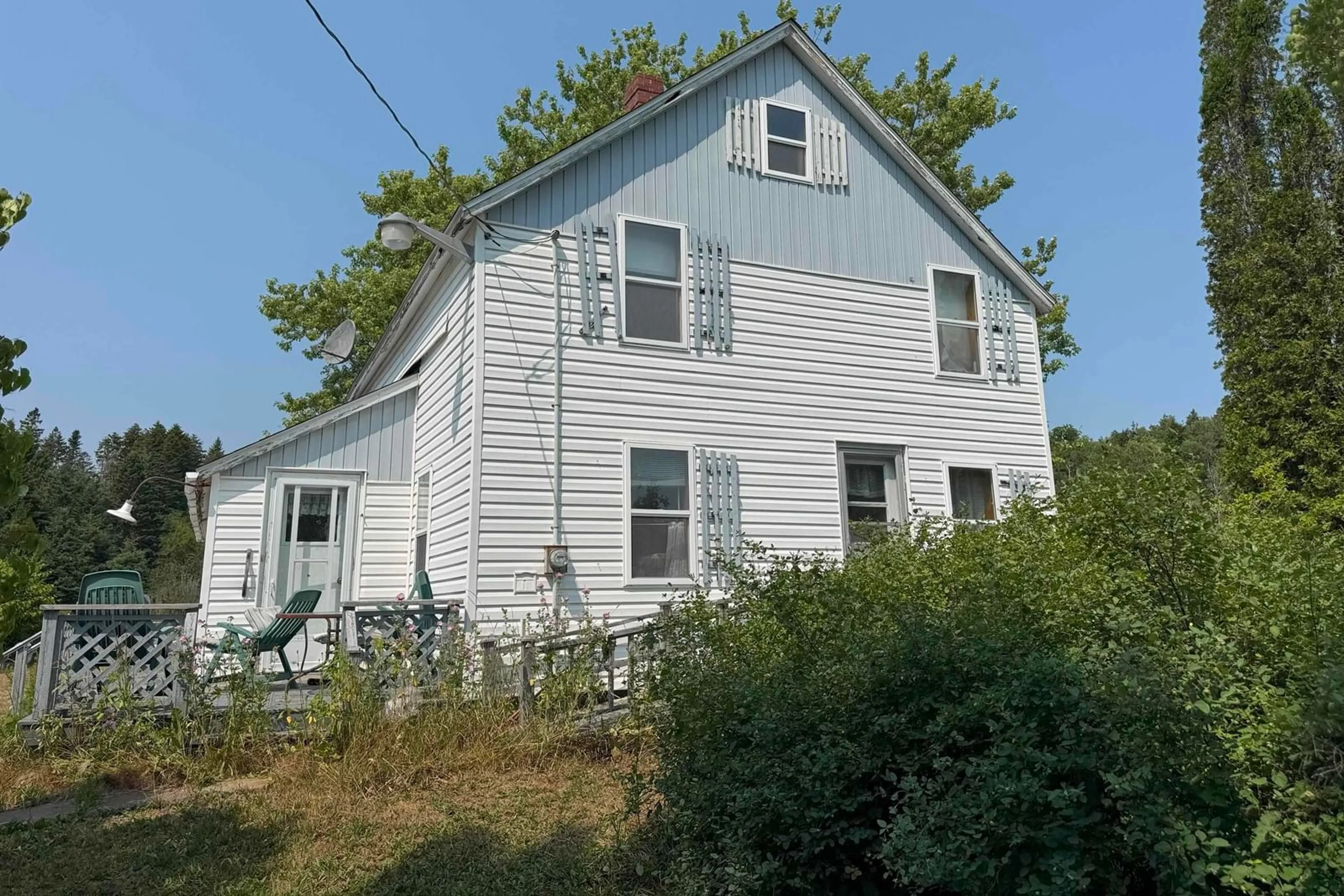 Home with vinyl exterior material, building for 10217 Highway 209, Diligent River Nova Scotia B0M 1S0