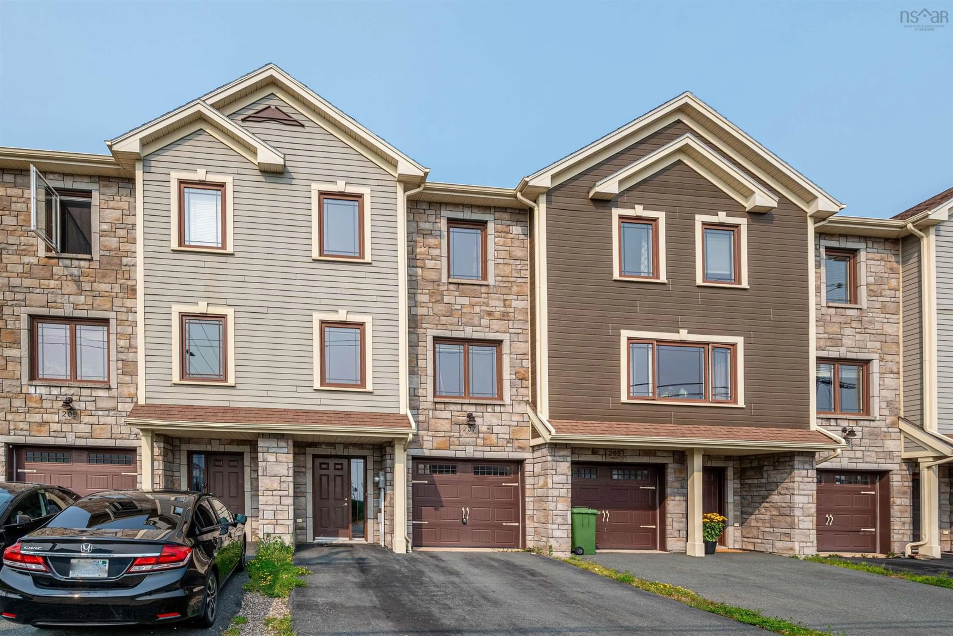 Home with brick exterior material, street for 207 Transom Dr, Halifax Nova Scotia B3M 4T8