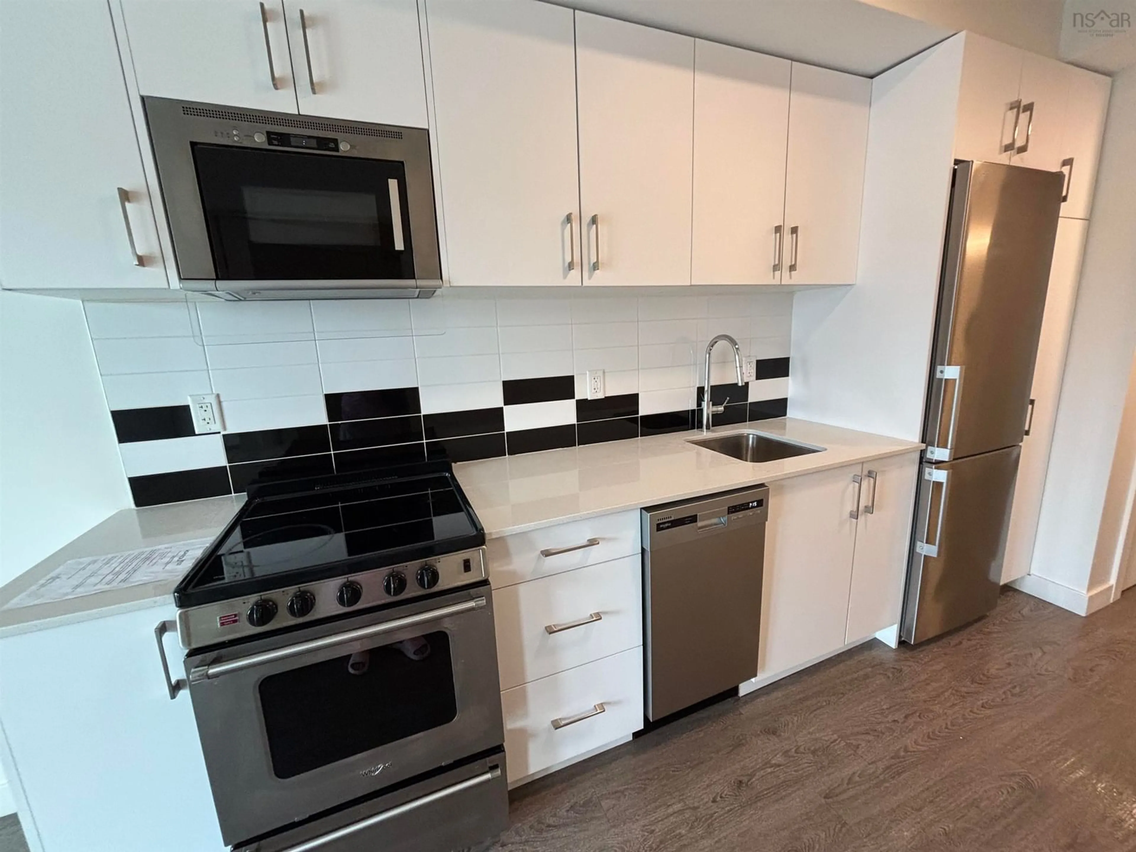 Standard kitchen, unknown for 5684 West St #504, Halifax Nova Scotia B3K 1H7