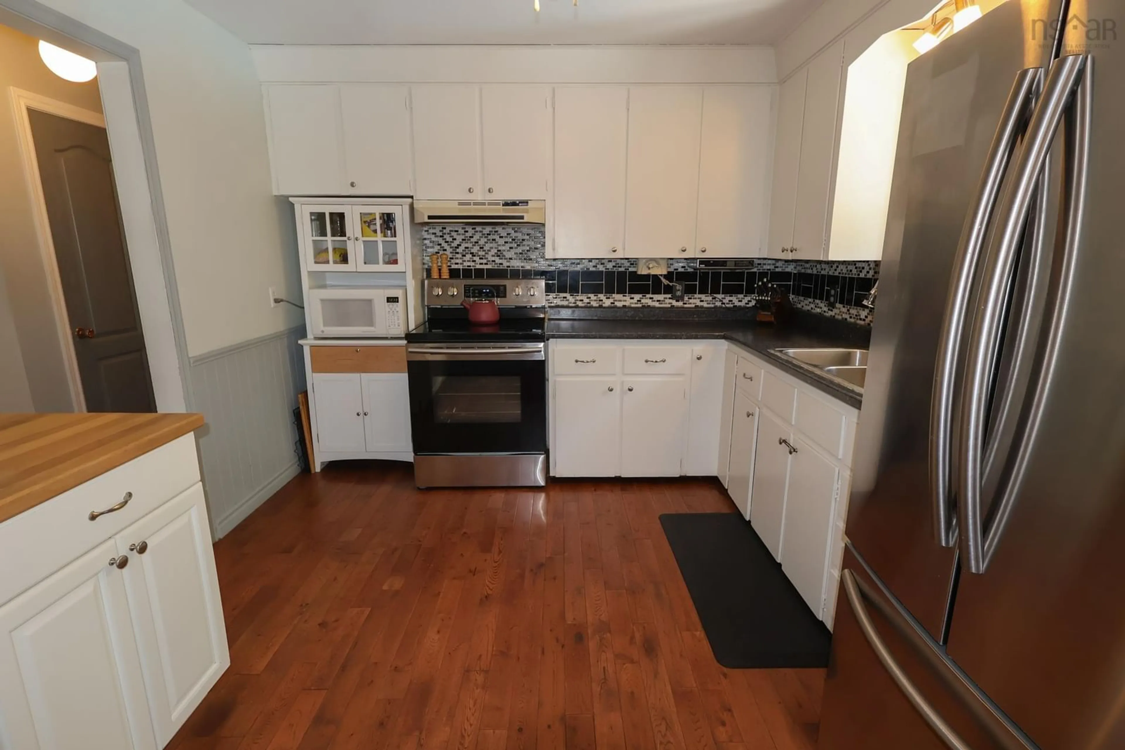 Standard kitchen, unknown for 224 Northfield Rd, Maitland Nova Scotia B0J 1E0