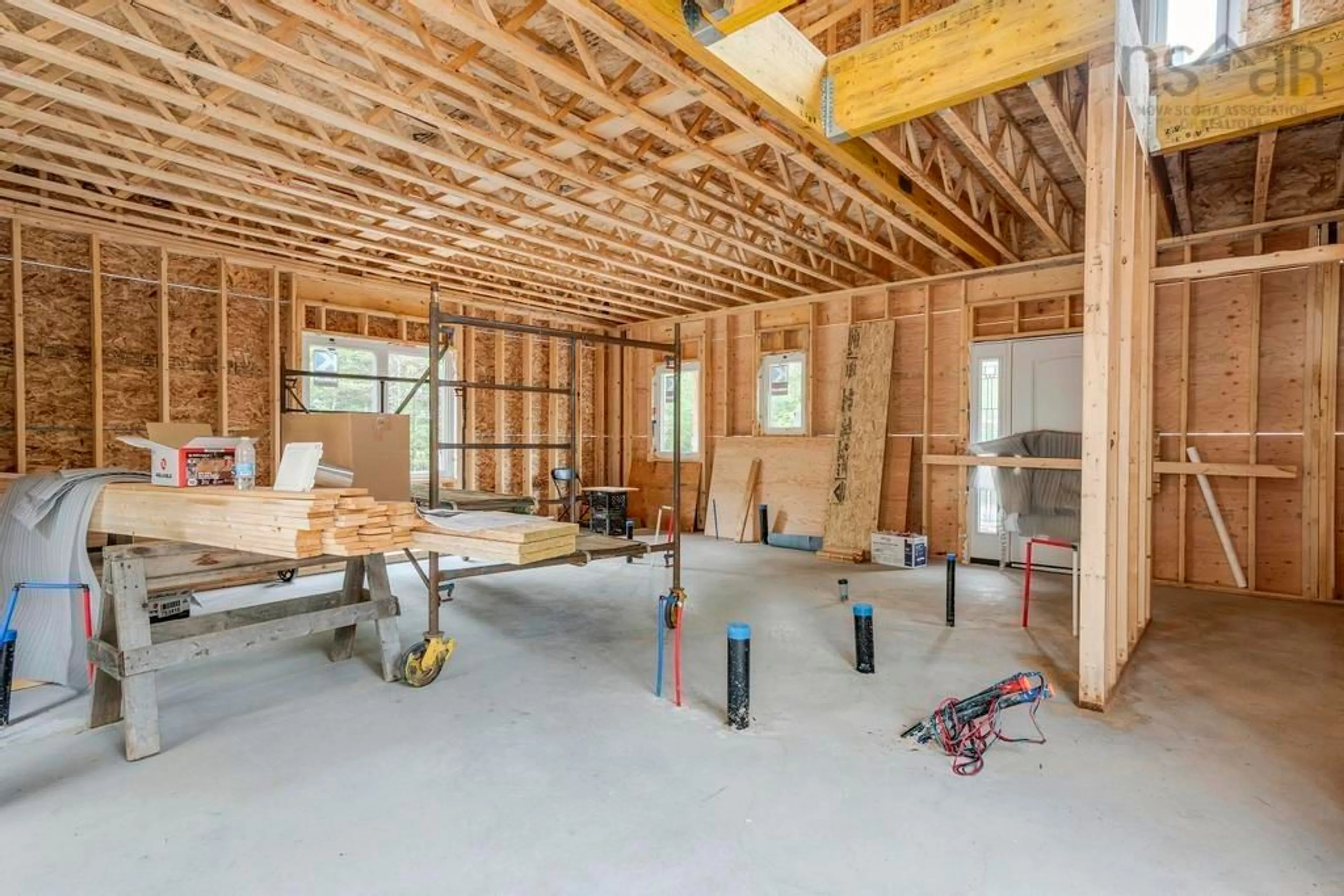 Indoor garage for 25 Jan Marie Dr, Lawrencetown Nova Scotia B2Z 1E2
