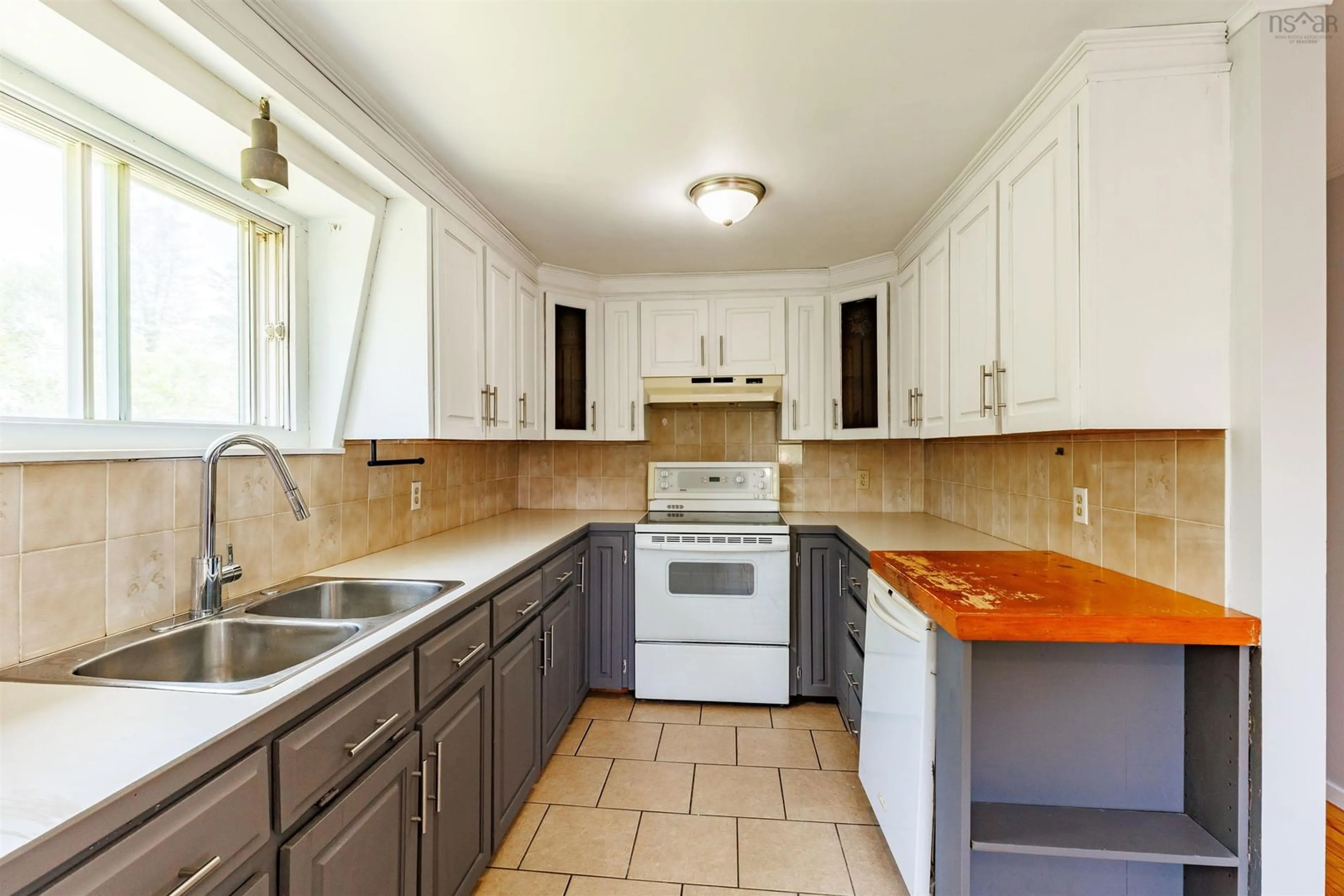 Standard kitchen, ceramic/tile floor for 2113 Highway 334 Hwy, Upper Wedgeport Nova Scotia B0W 1B0