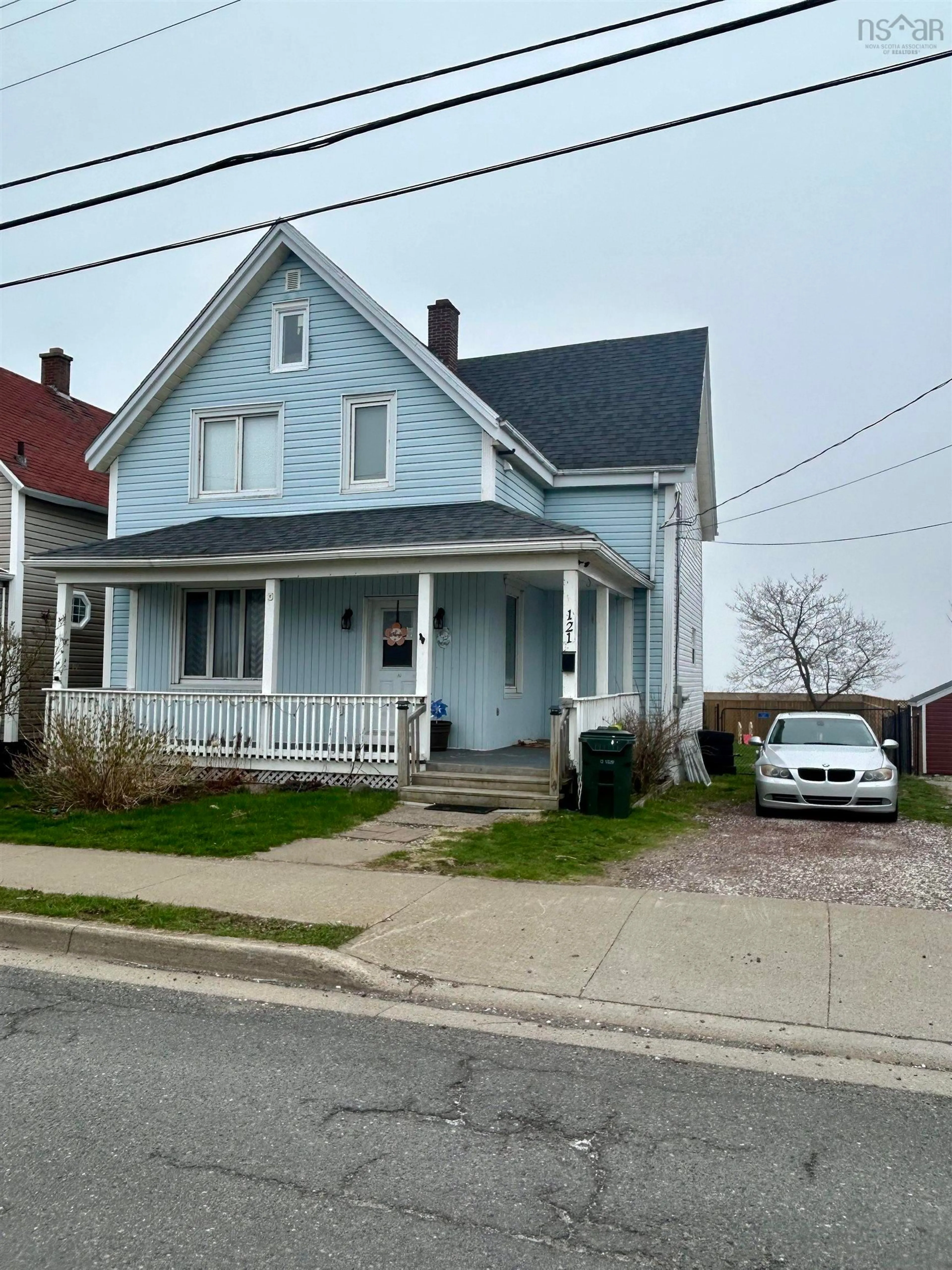Home with vinyl exterior material, street for 121 Victoria St, Glace Bay Nova Scotia B1A 2Z7