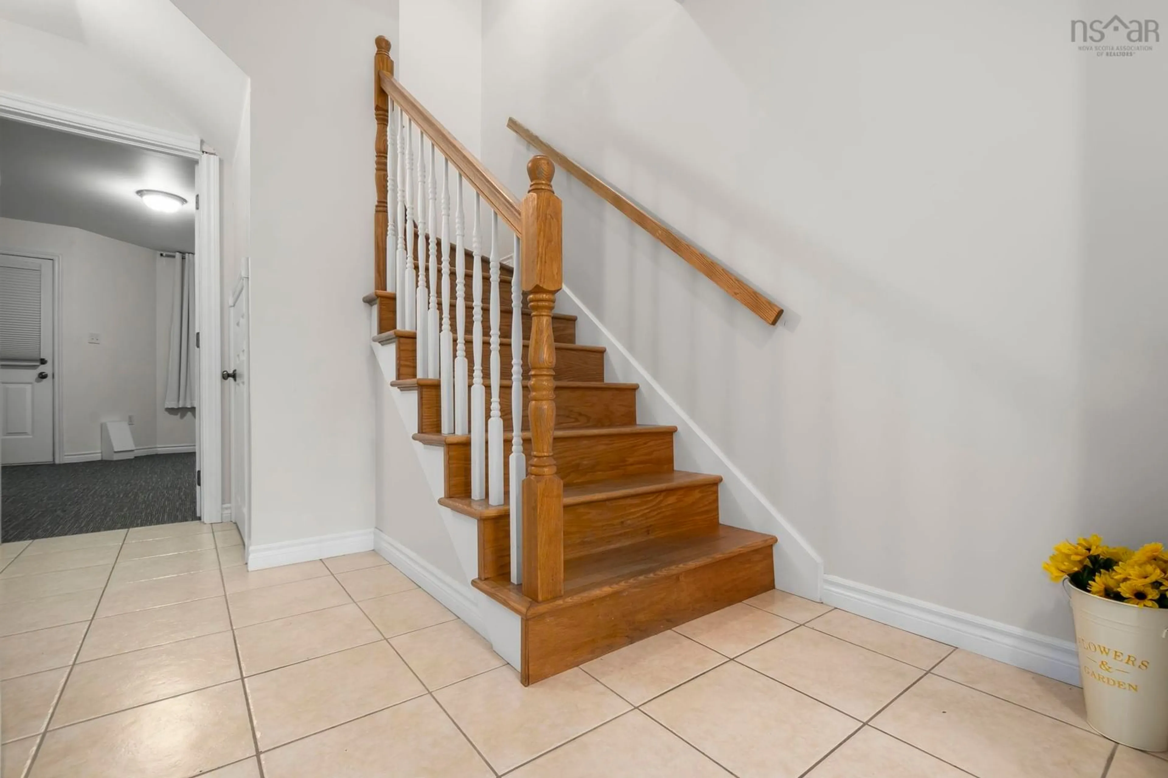 Stairs for 64 Brookshire Crt, Bedford Nova Scotia B4A 4E2