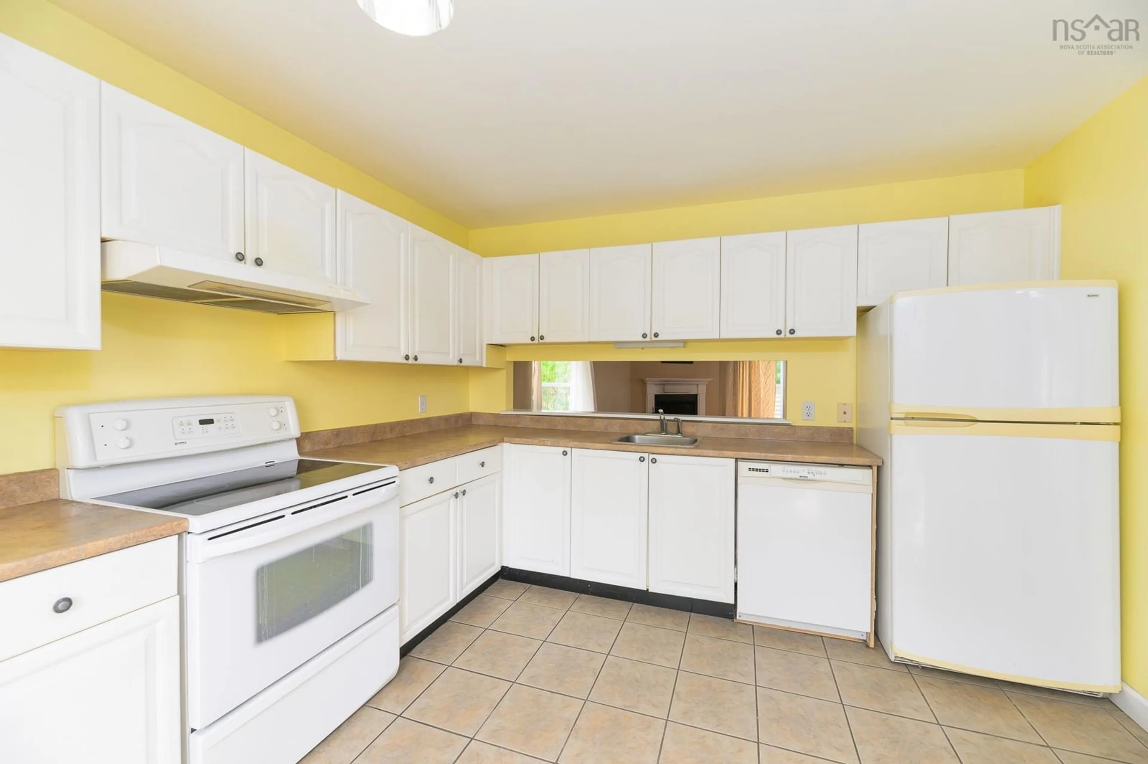 Standard kitchen, unknown for 158 Rutledge St, Bedford Nova Scotia B4A 1X6
