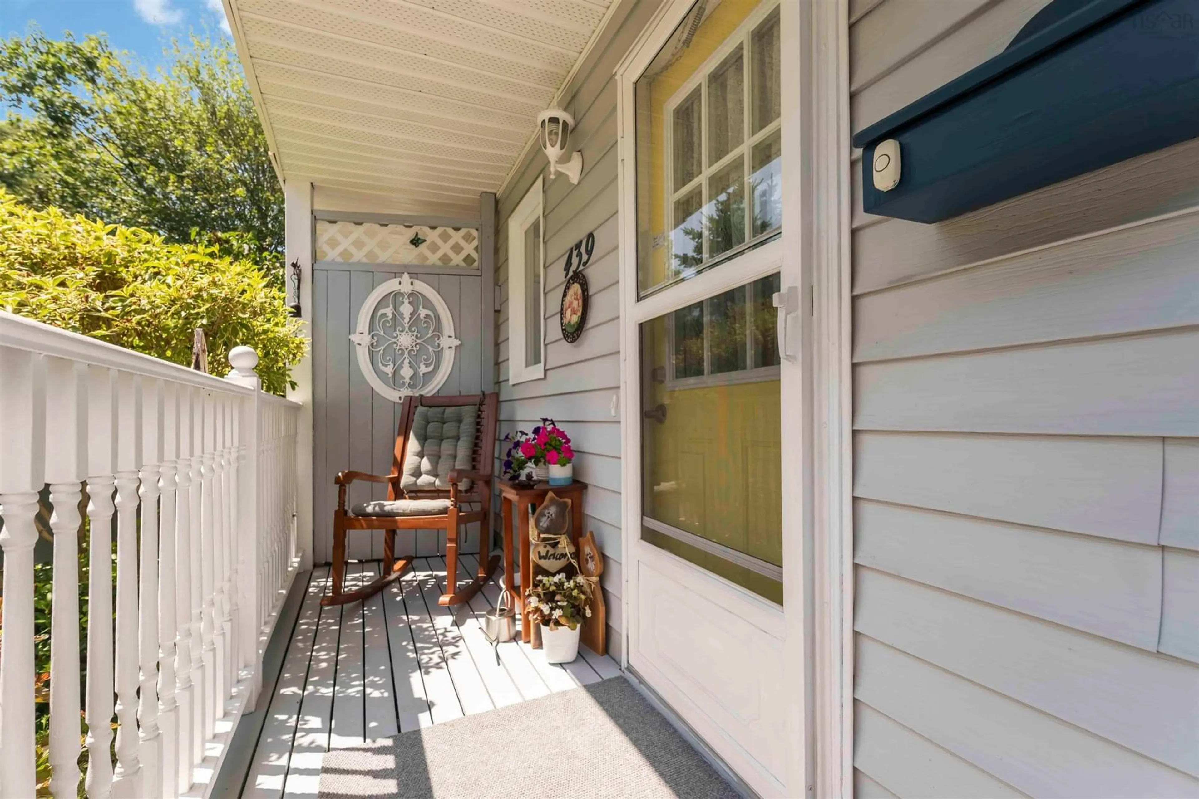 Patio, street for 439 Park St, Kentville Nova Scotia B4N 1M9