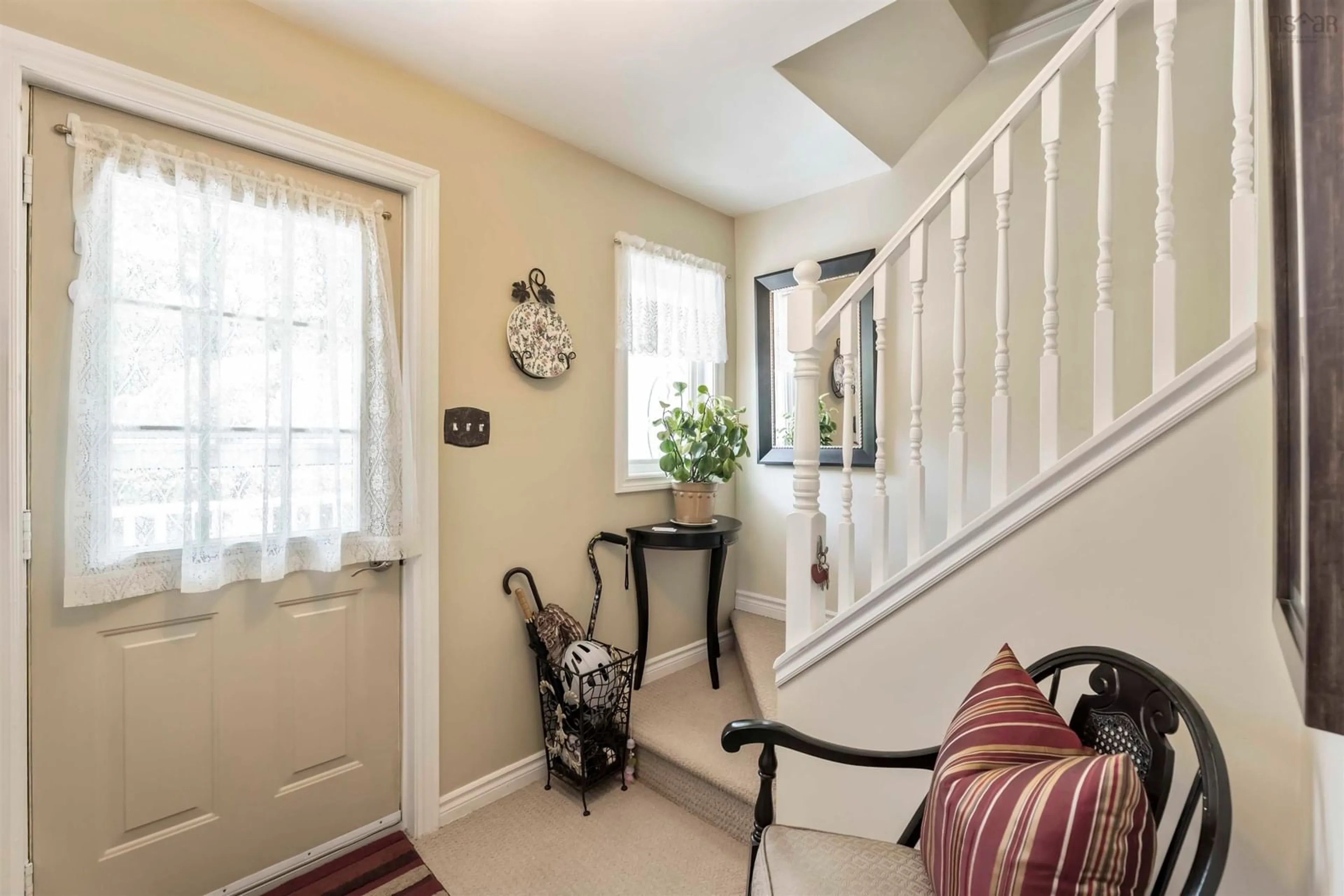 Indoor entryway for 439 Park St, Kentville Nova Scotia B4N 1M9