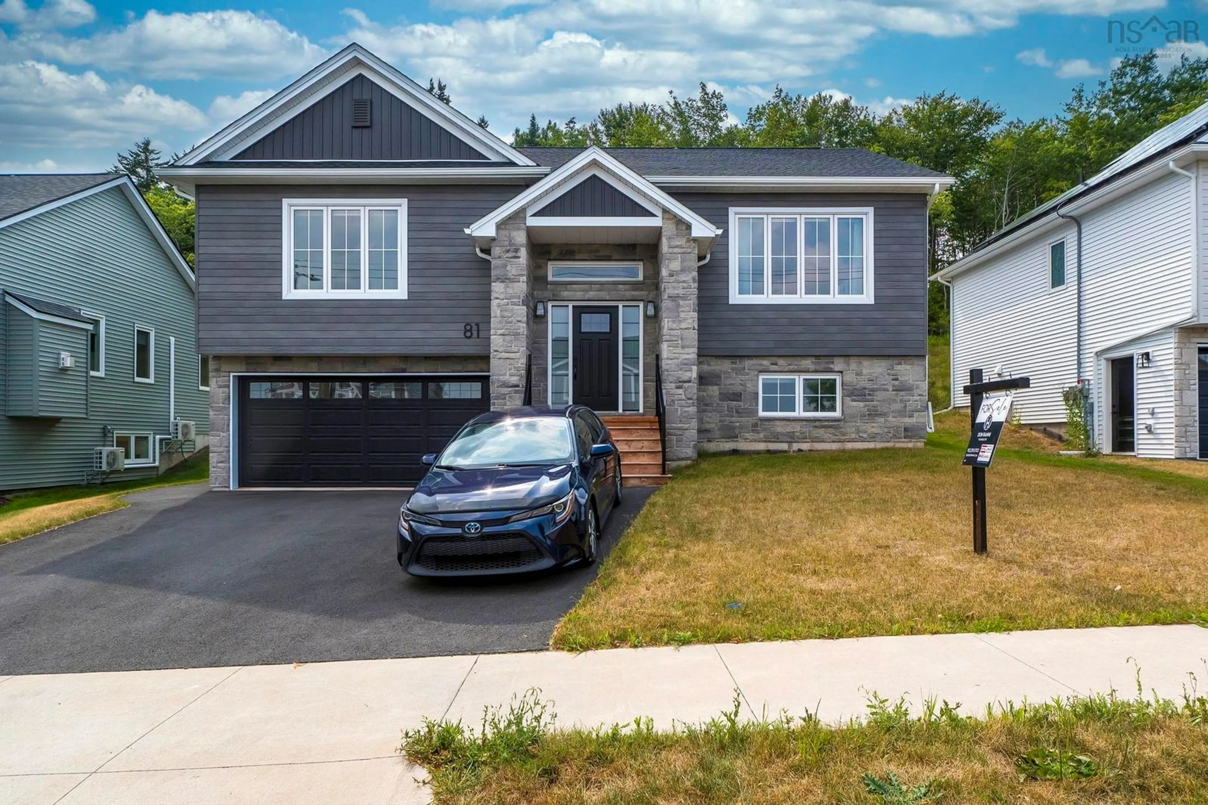 Home with vinyl exterior material, street for 81 Darner Dr, Beaver Bank Nova Scotia B4G 0E2