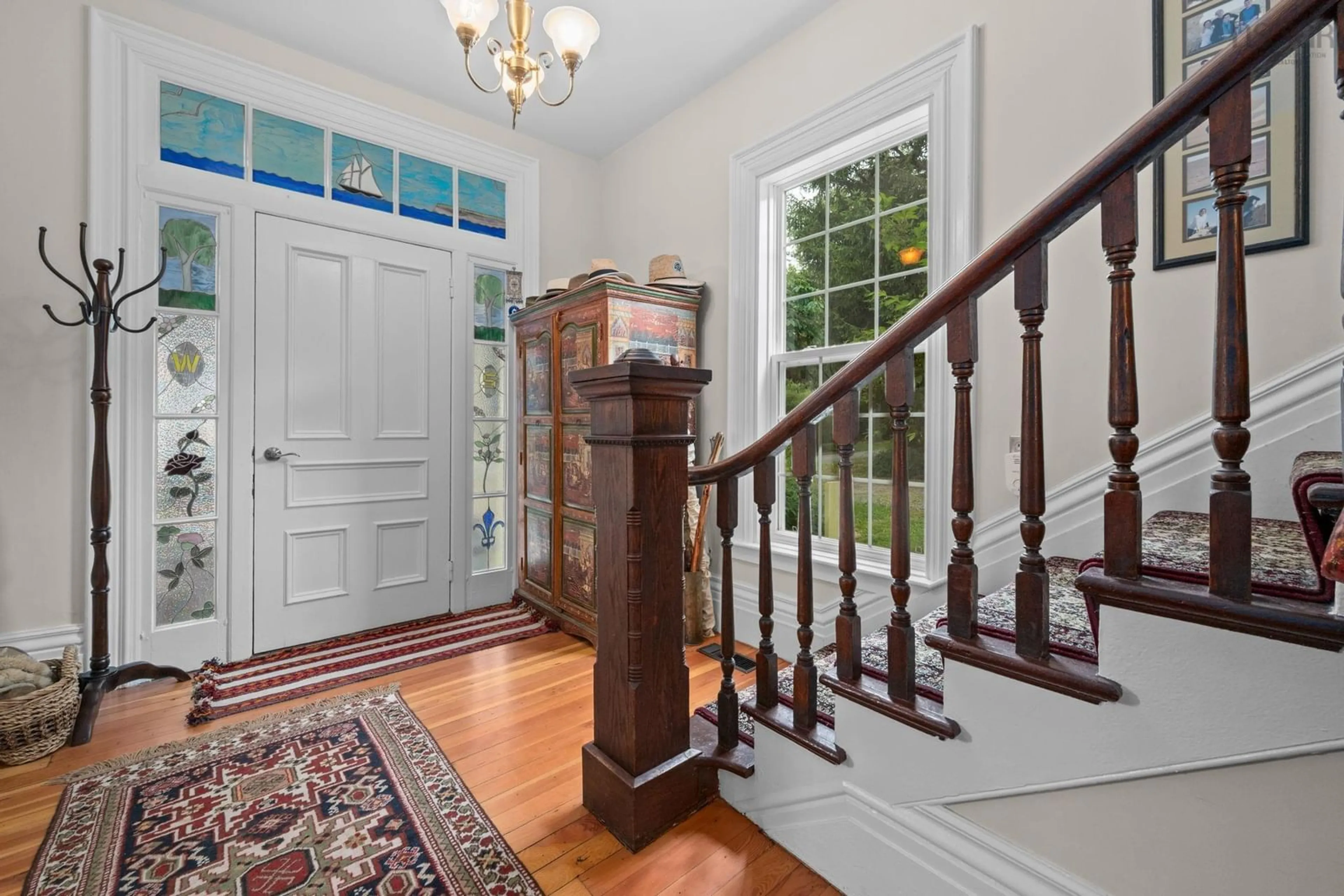 Indoor entryway for 129 Town Rd, Falmouth Nova Scotia B0P 1P0