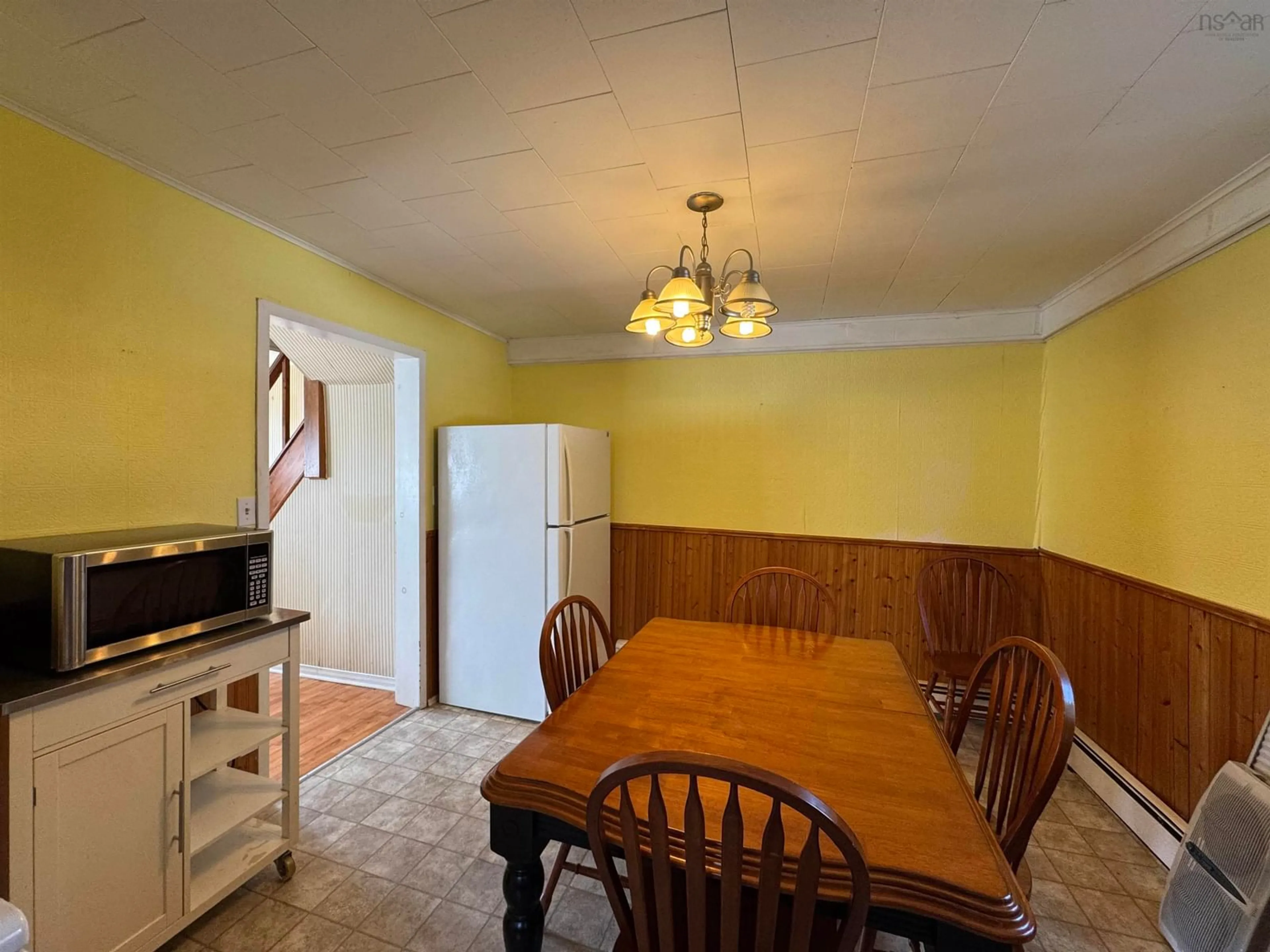 Dining room, unknown for 30 Pleasant St, Dominion Nova Scotia B1G 1S6