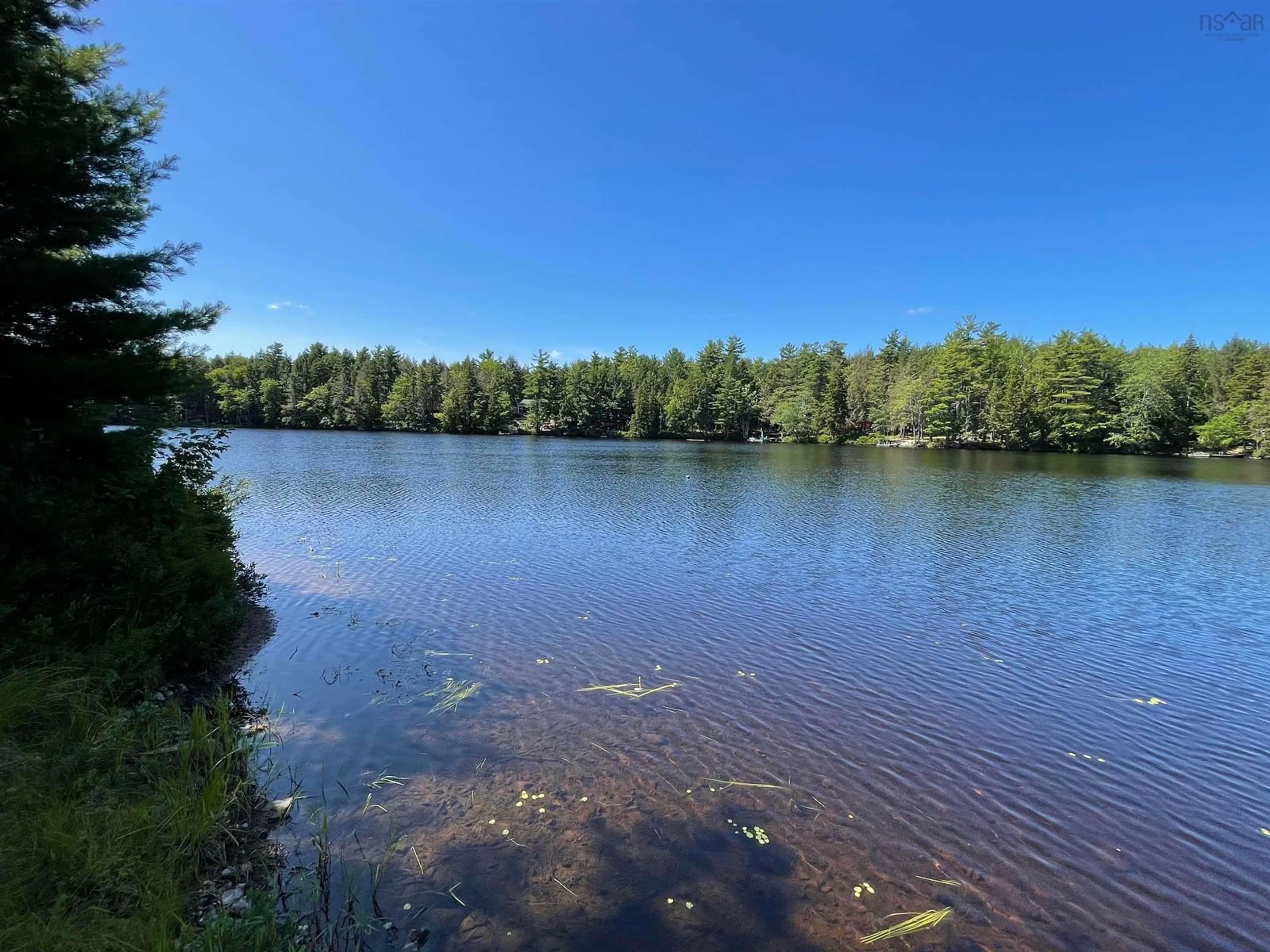A pic of a room for 141 Hidden Lake East, Labelle Nova Scotia B0T 1E0