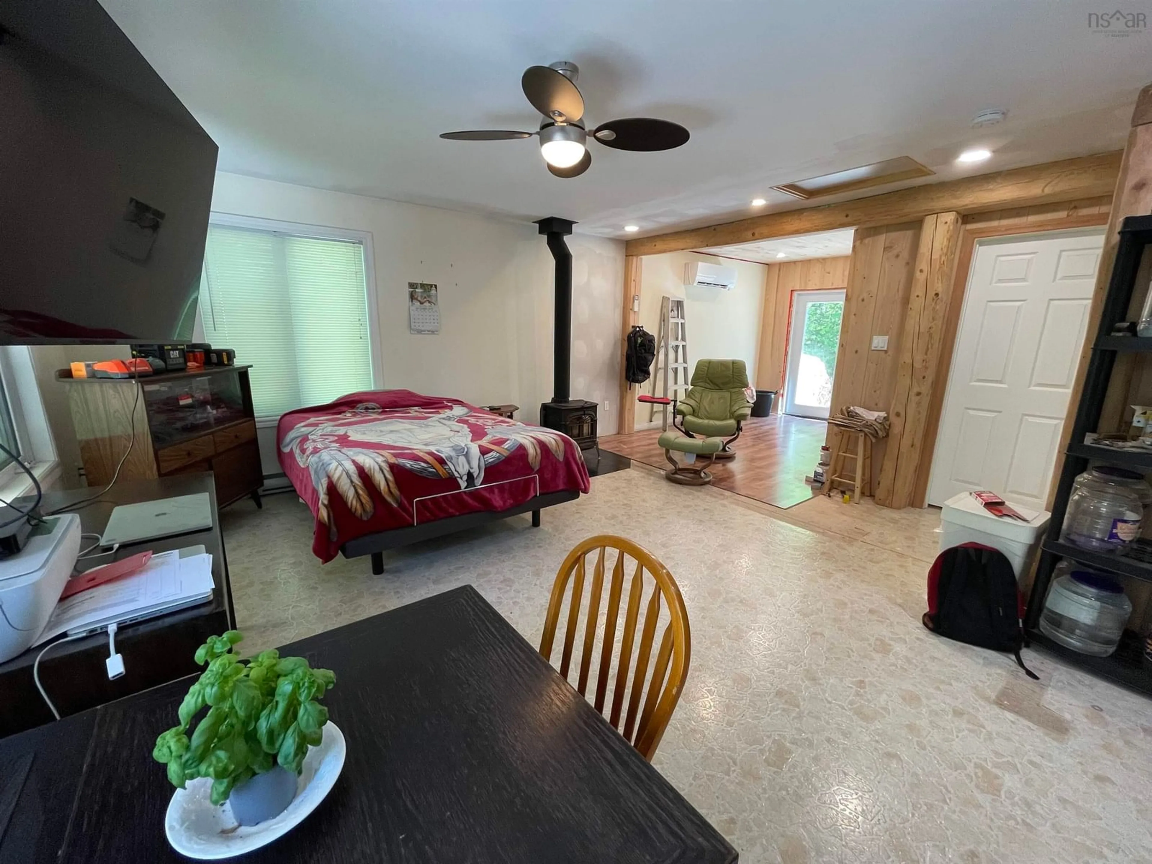 A pic of a room for 141 Hidden Lake East, Labelle Nova Scotia B0T 1E0