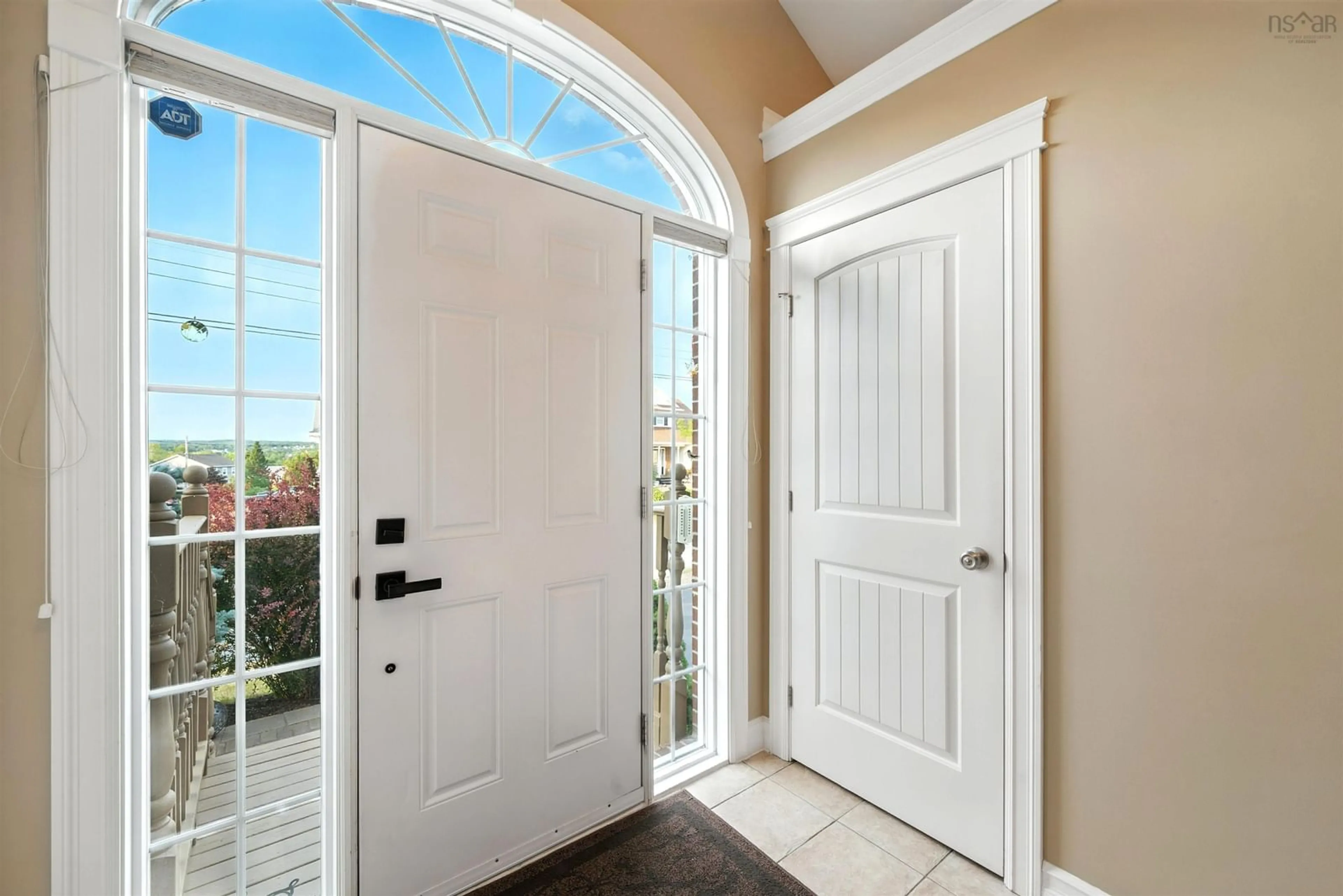 Indoor entryway for 77 Windwood Dr, Middle Sackville Nova Scotia B4E 3A2