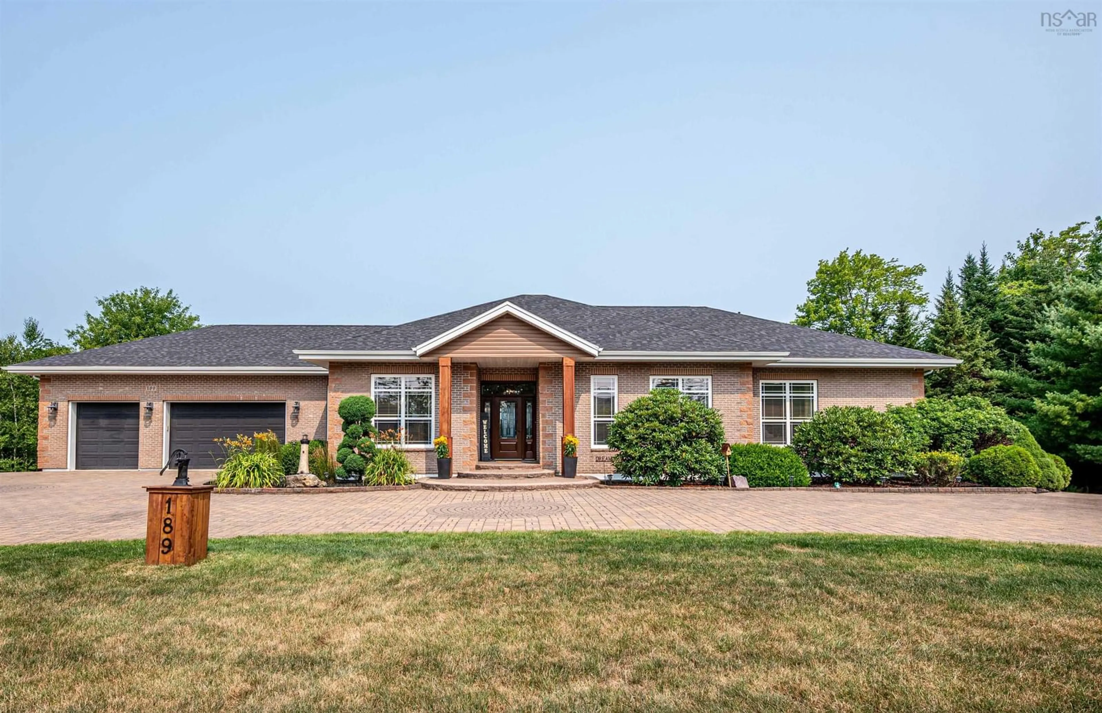 Home with brick exterior material, unknown for 189 Fisher Dr, Hammonds Plains Nova Scotia B4B 1W9