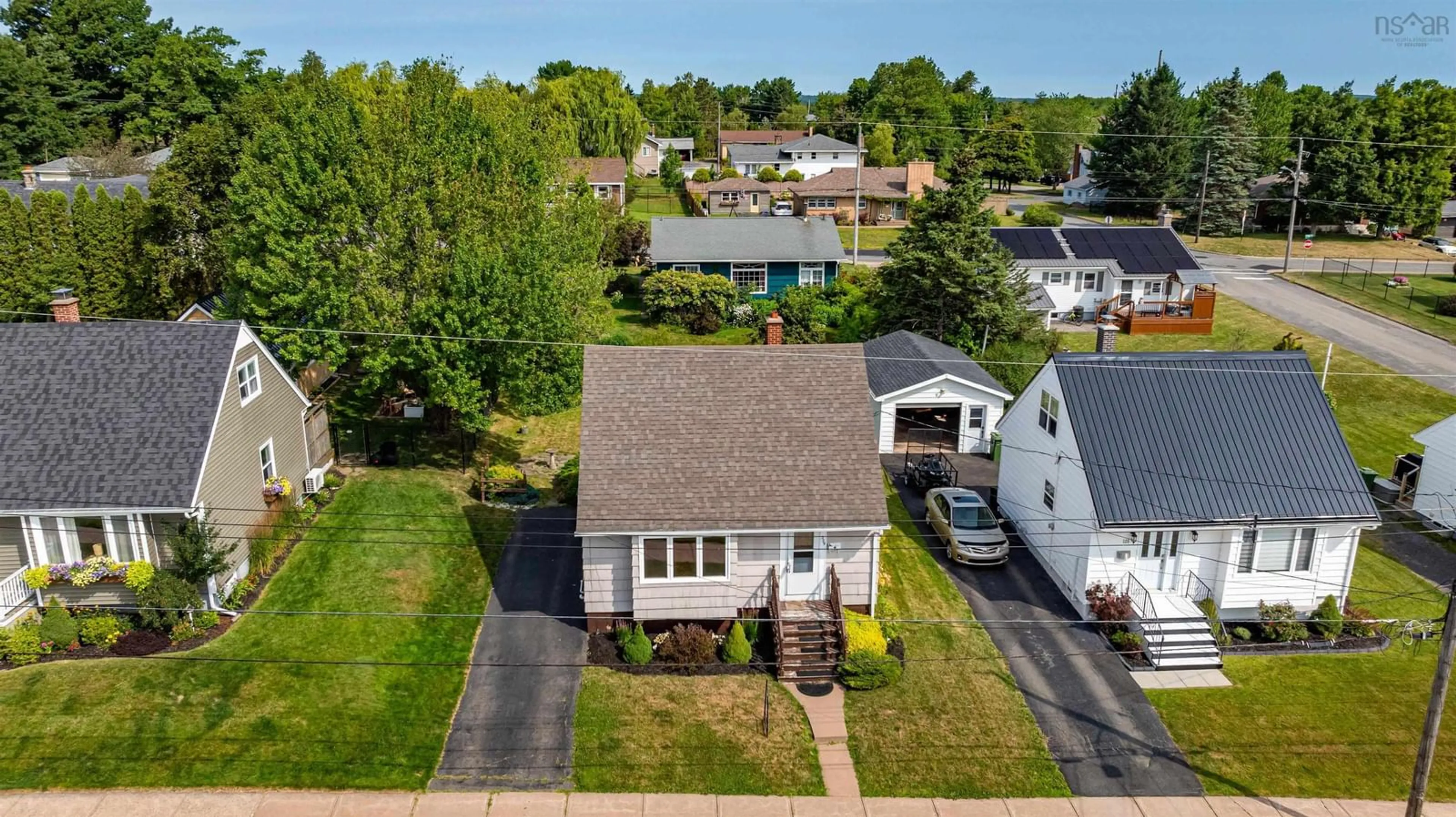A pic from outside/outdoor area/front of a property/back of a property/a pic from drone, street for 329 Victoria Ave, New Glasgow Nova Scotia B2H 1W6