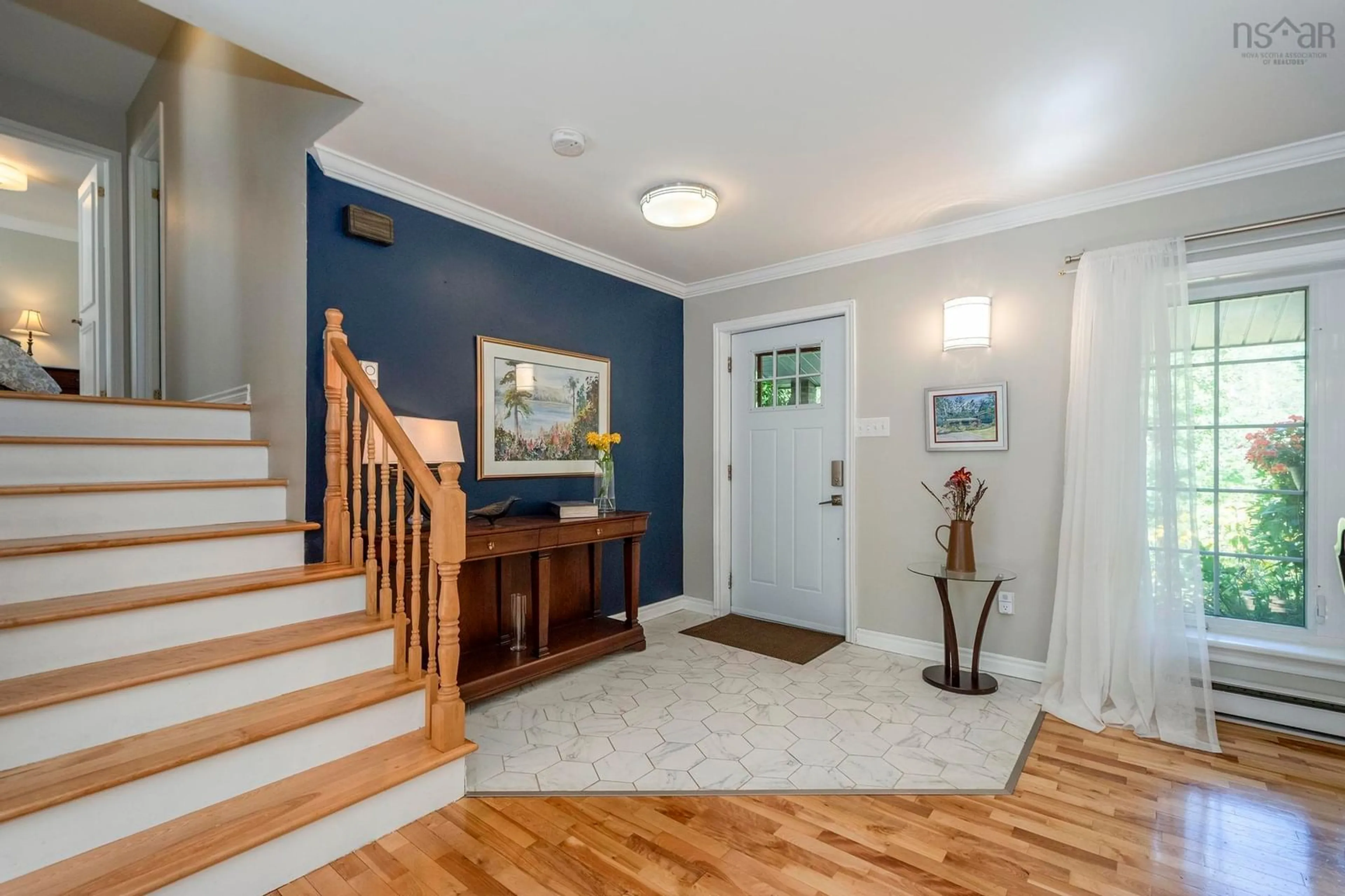 Indoor entryway for 481 Falmouth Dyke Rd, Falmouth Nova Scotia B0P 1P0
