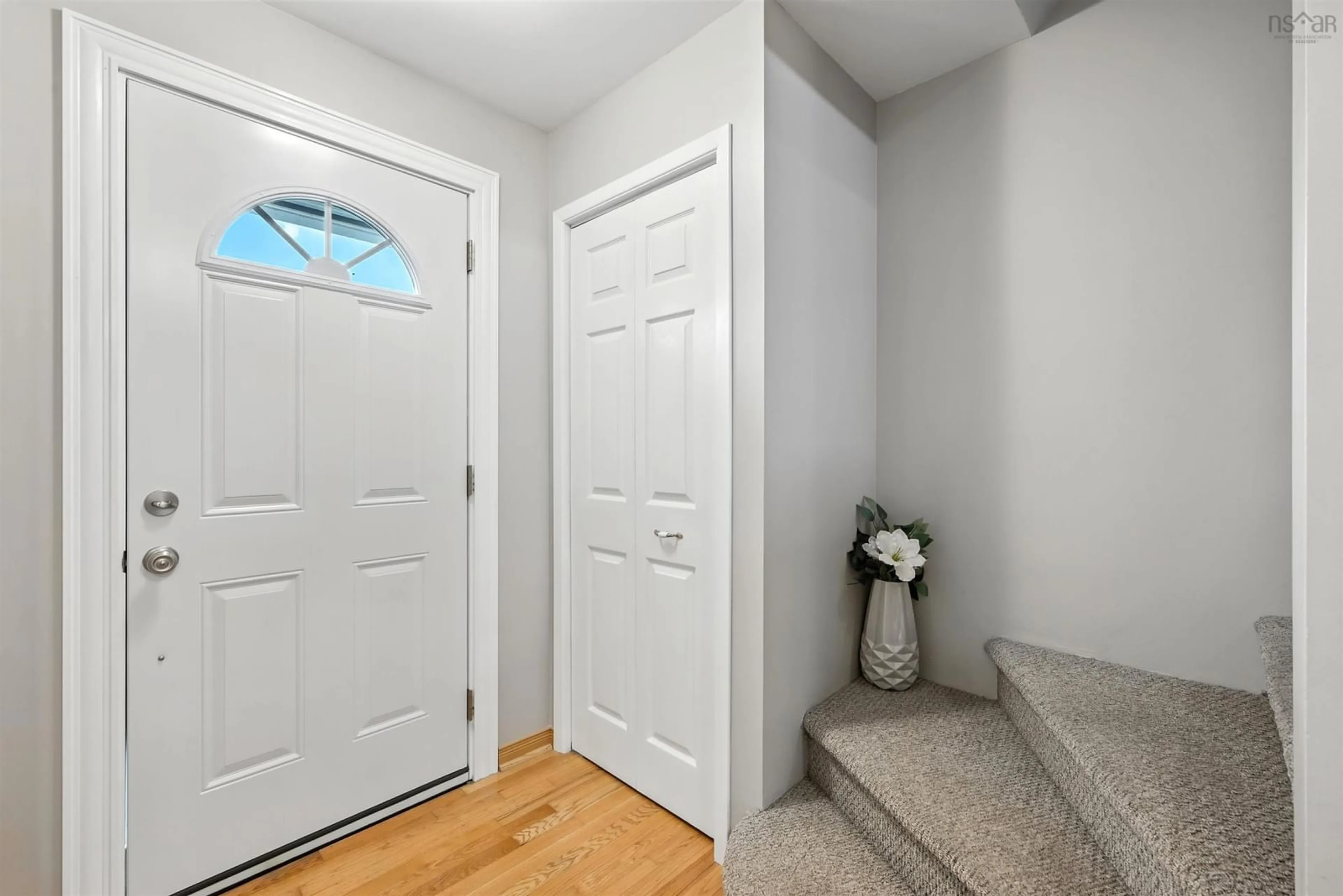 Indoor entryway for 28 Frederick Lane, Mayflower Nova Scotia B4G 1C1