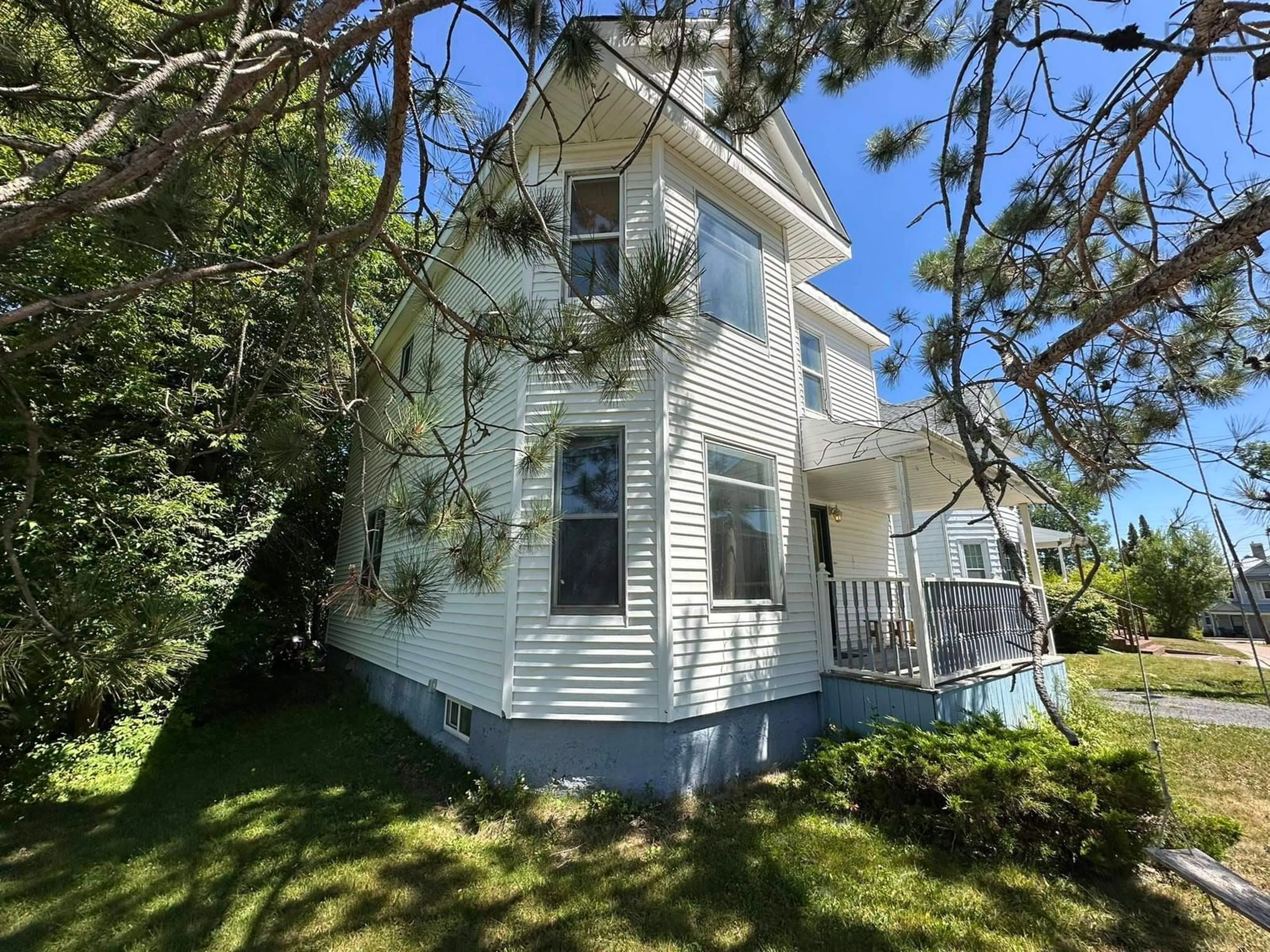 Home with vinyl exterior material, building for 12 Fairview Ave, Stellarton Nova Scotia B0K 1S0
