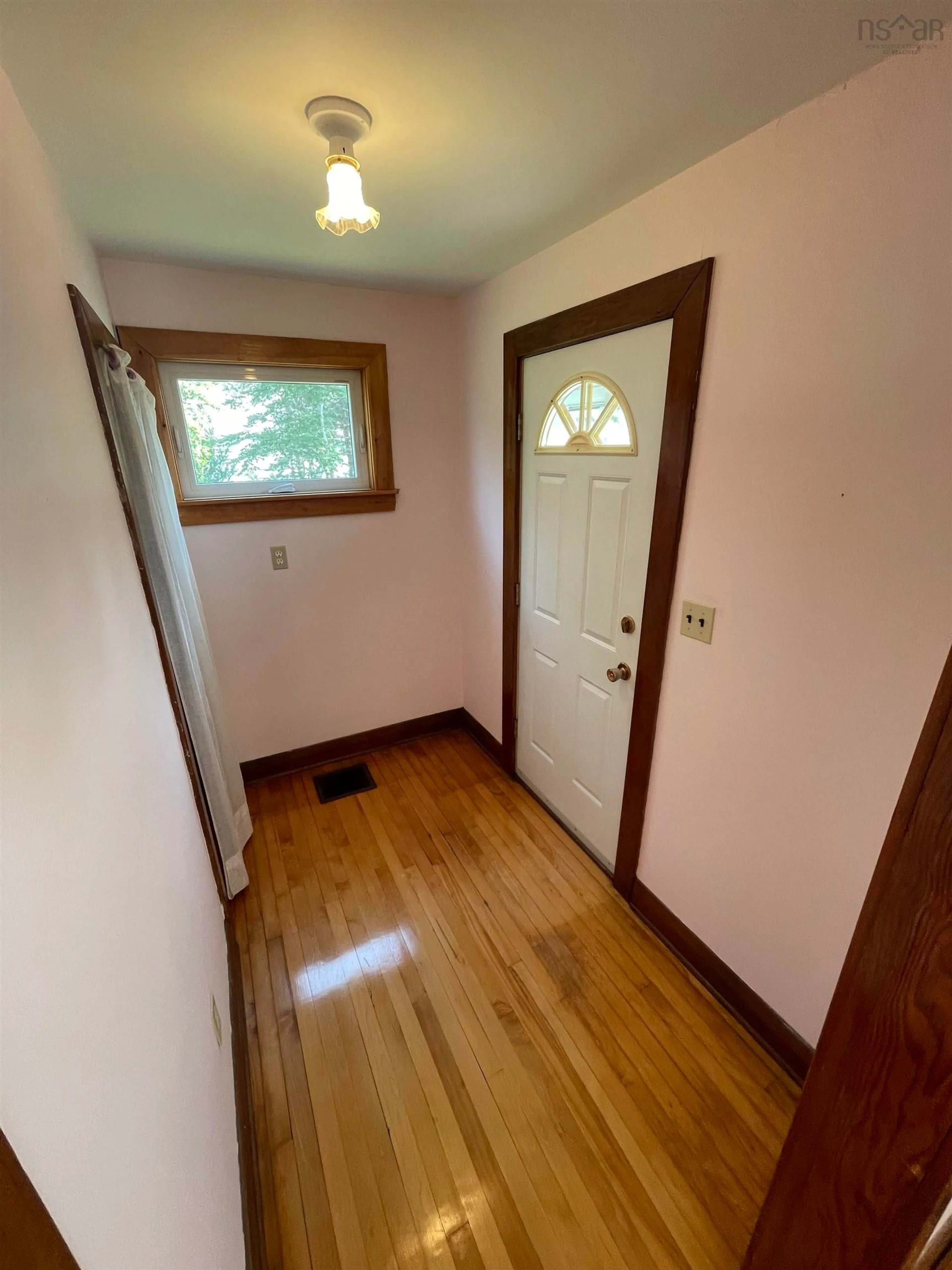 Unknown for 12 Wendy St, Westmount Nova Scotia B1R 1Y2
