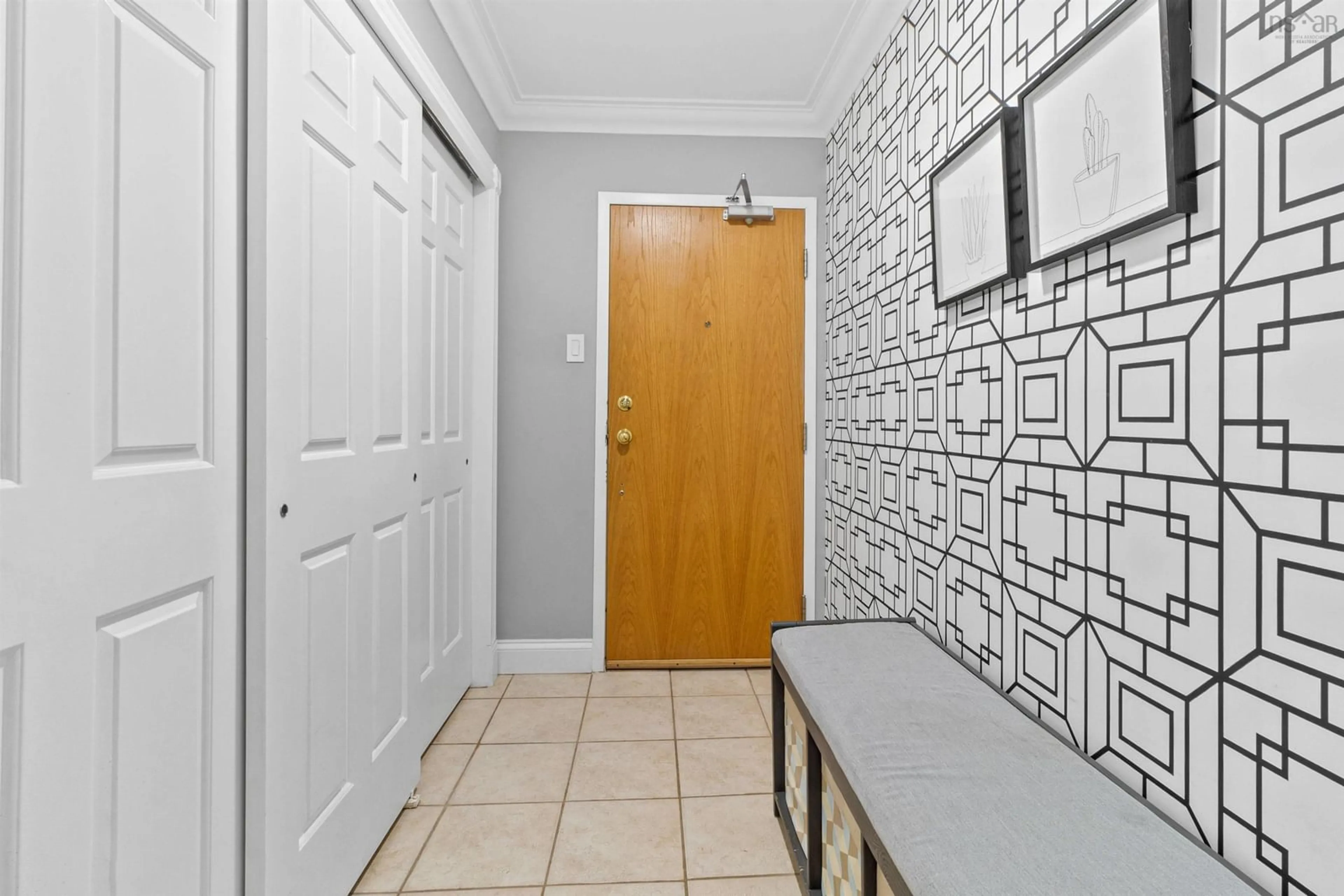 Indoor entryway for 40 Chelton Woods Lane #202, Halifax Nova Scotia B3M 3V2