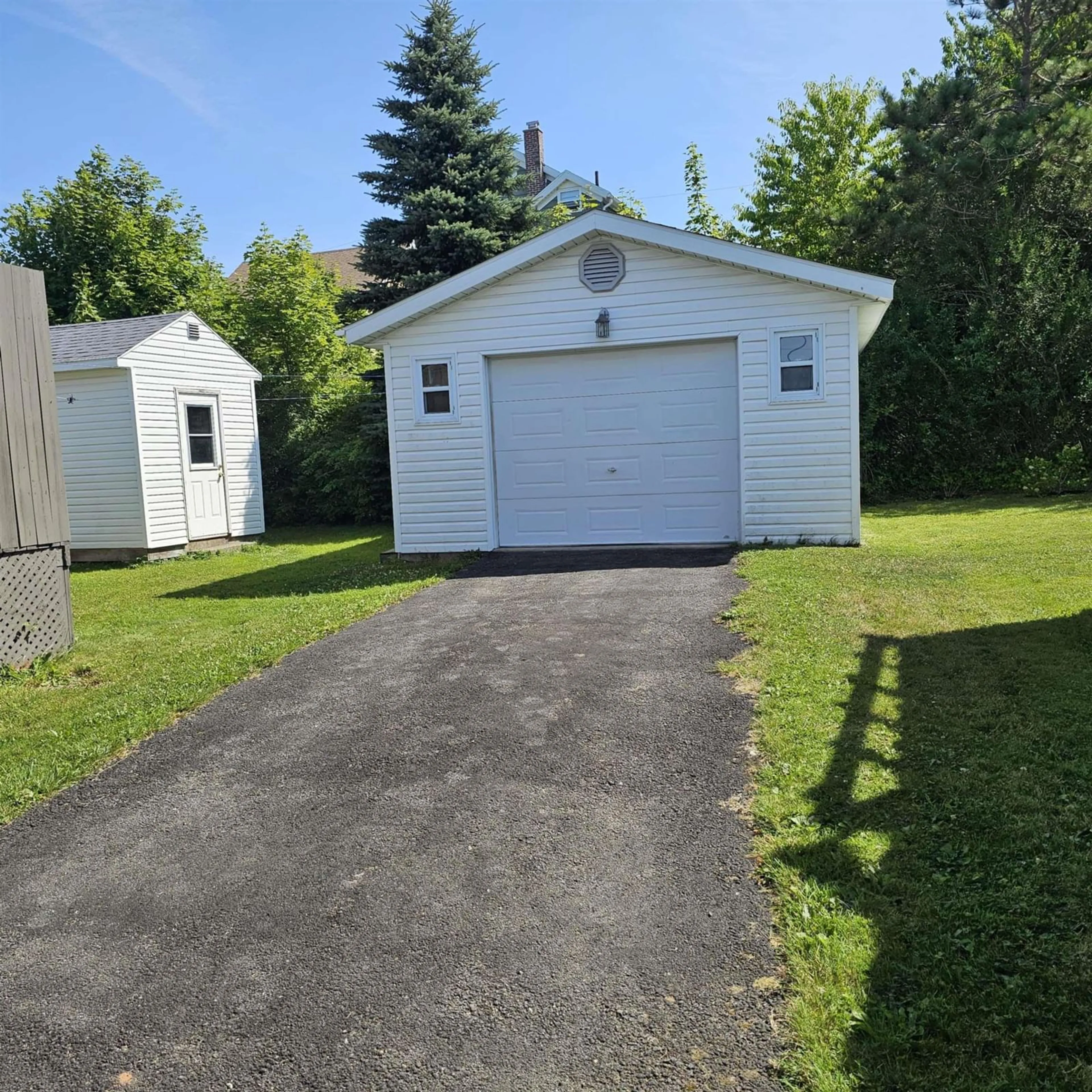 Shed for 112 St Anns St, Sydney Nova Scotia B1N 1A7