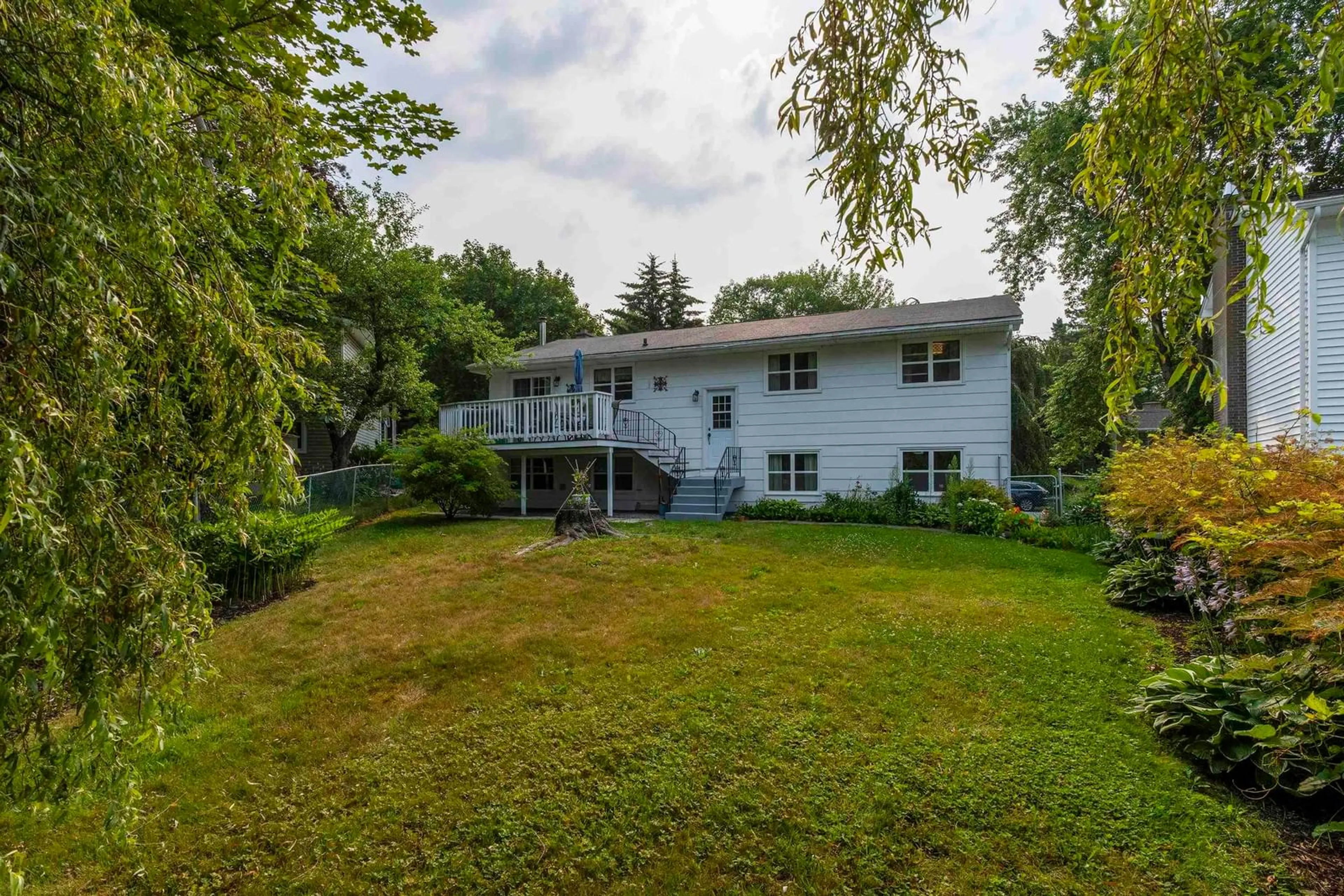 A pic from outside/outdoor area/front of a property/back of a property/a pic from drone, unknown for 15 Landrace Cres, Dartmouth Nova Scotia B2W 2P8