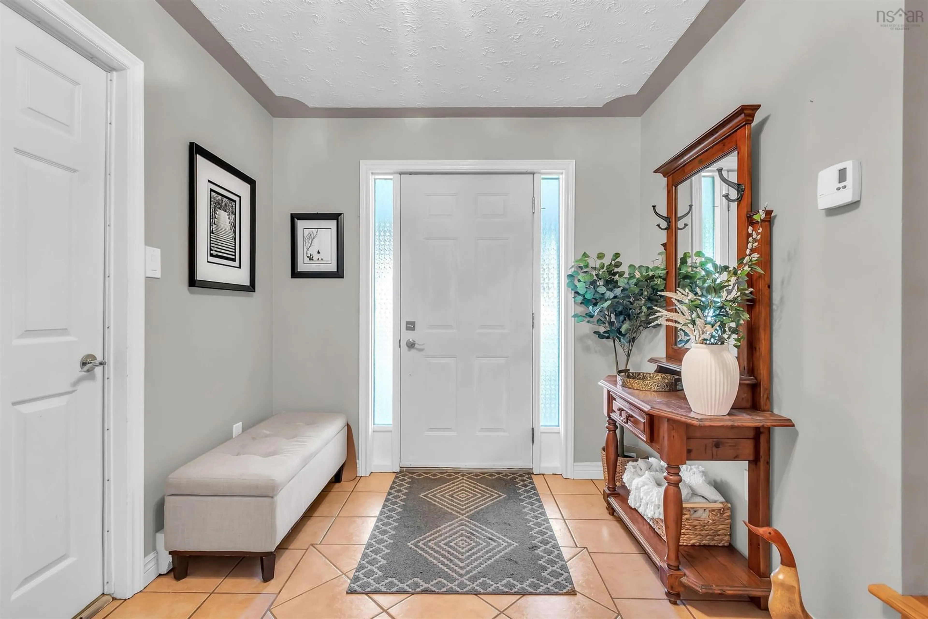 Indoor entryway for 486 Colby Dr, Cole Harbour Nova Scotia B2V 2J8
