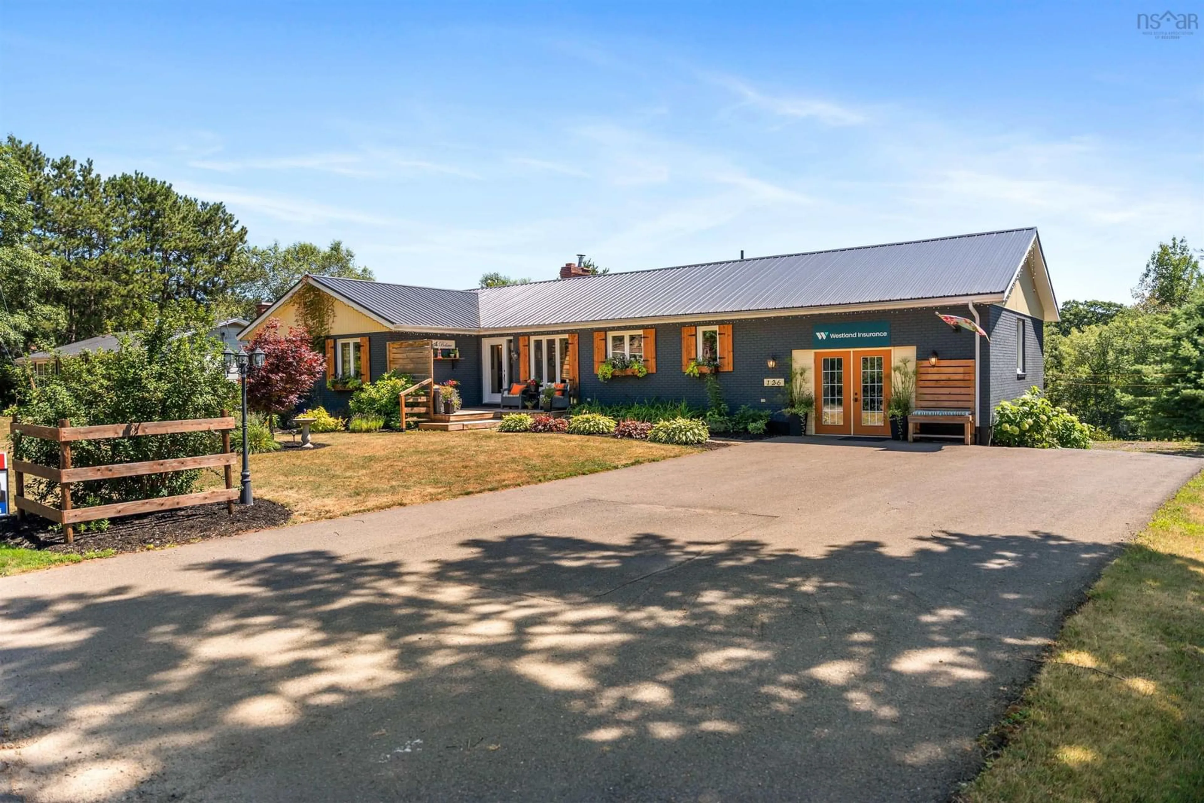 A pic from outside/outdoor area/front of a property/back of a property/a pic from drone, street for 126 Crescent Dr, Oxford Nova Scotia B0M 1P0