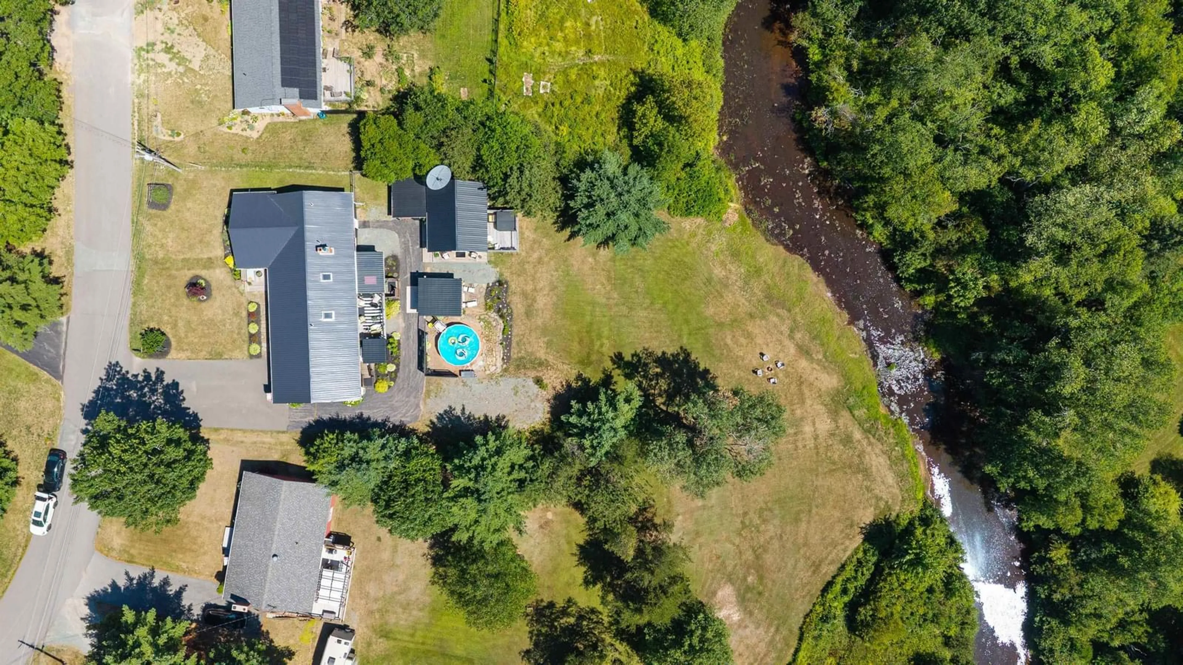 A pic from outside/outdoor area/front of a property/back of a property/a pic from drone, water/lake/river/ocean view for 126 Crescent Dr, Oxford Nova Scotia B0M 1P0