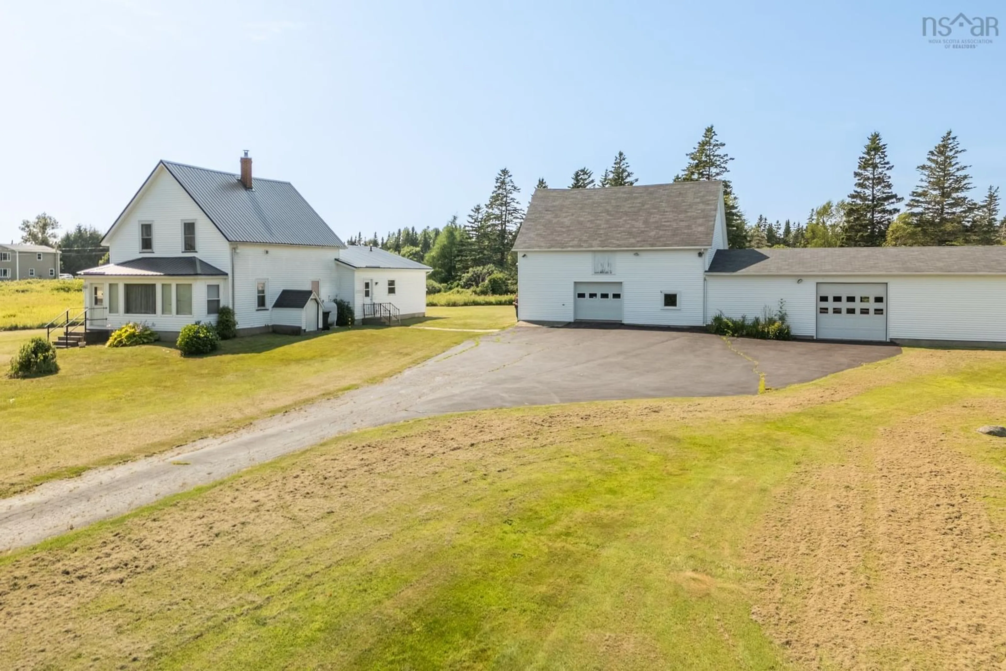 A pic from outside/outdoor area/front of a property/back of a property/a pic from drone, street for 667 Hardscratch Rd, Brooklyn Nova Scotia B5A 5J2