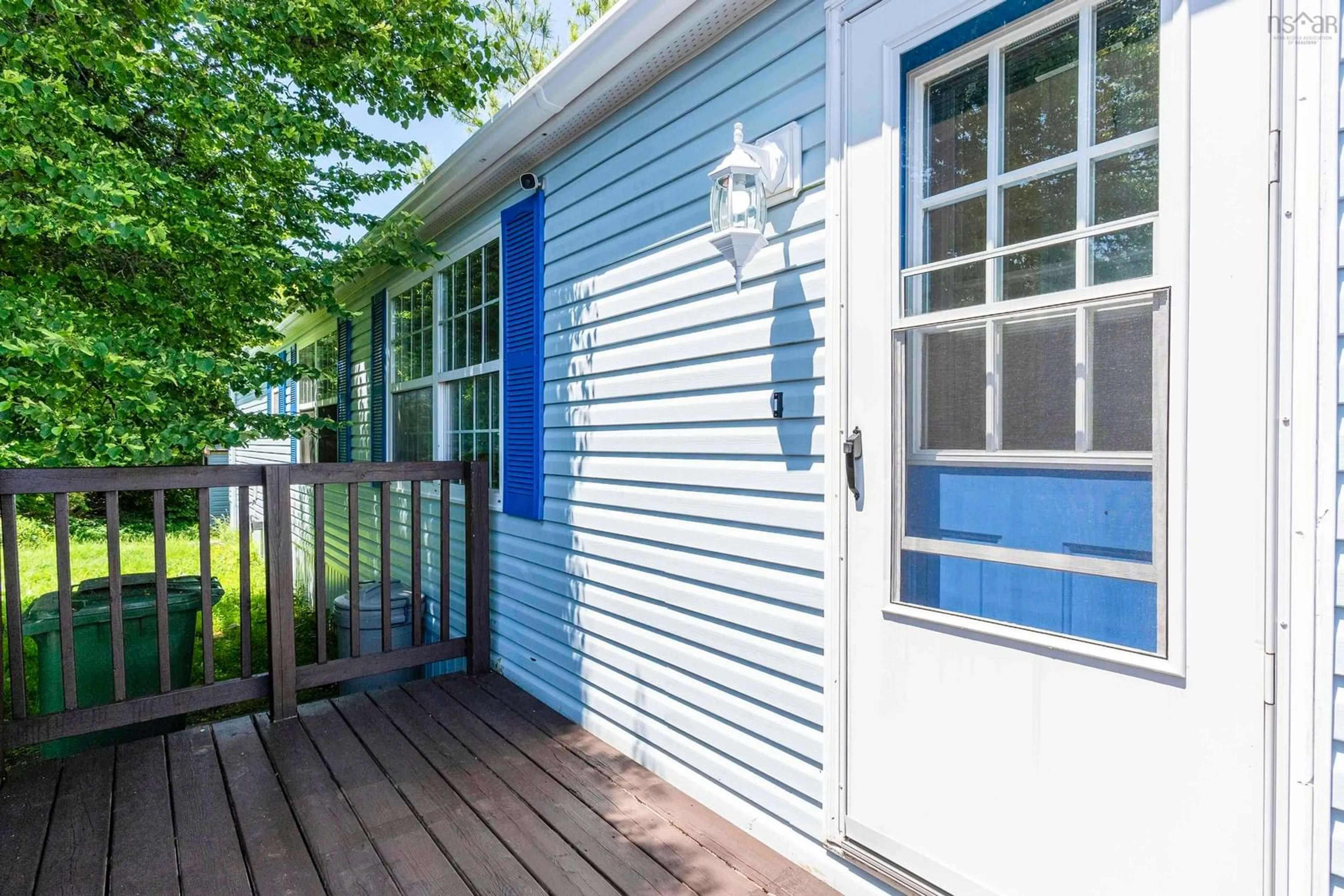 Home with vinyl exterior material, unknown for 10 Apple St, Dartmouth Nova Scotia B2W 4W2