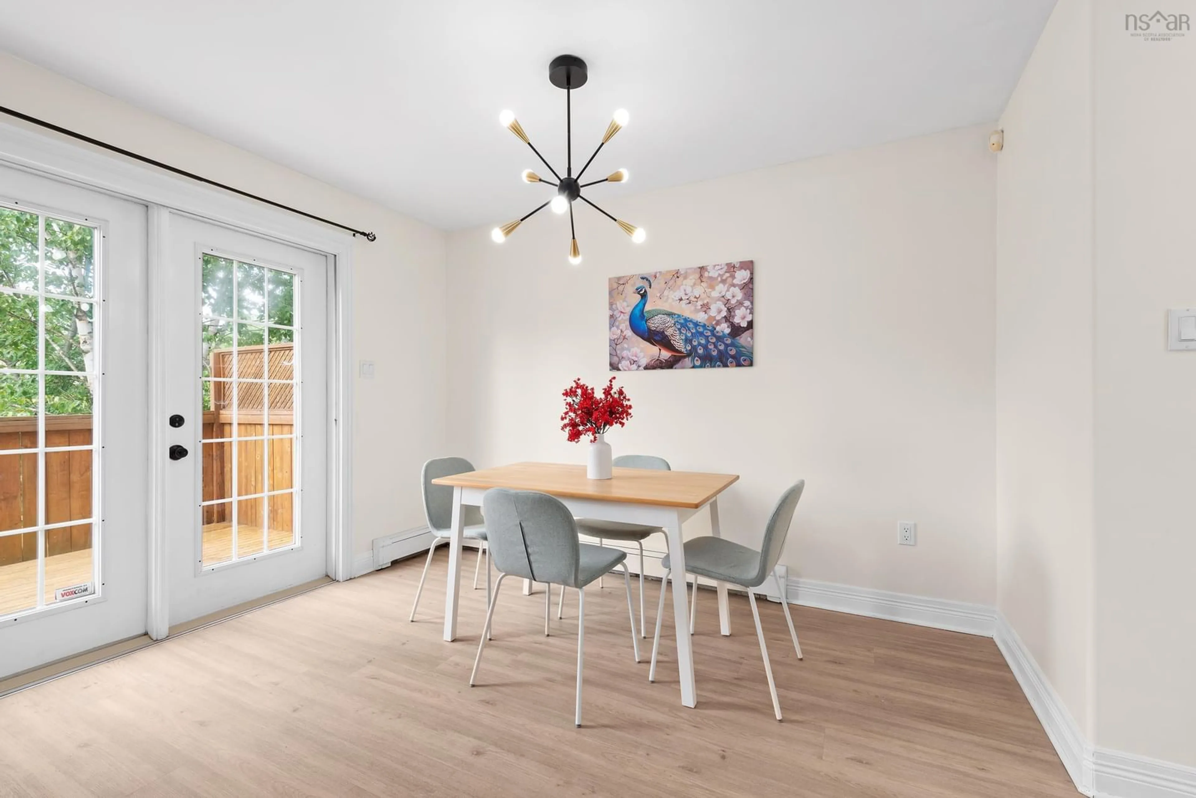 Dining room, wood/laminate floor for 30 Red Fern Terr, Halifax Nova Scotia B3S 1K8
