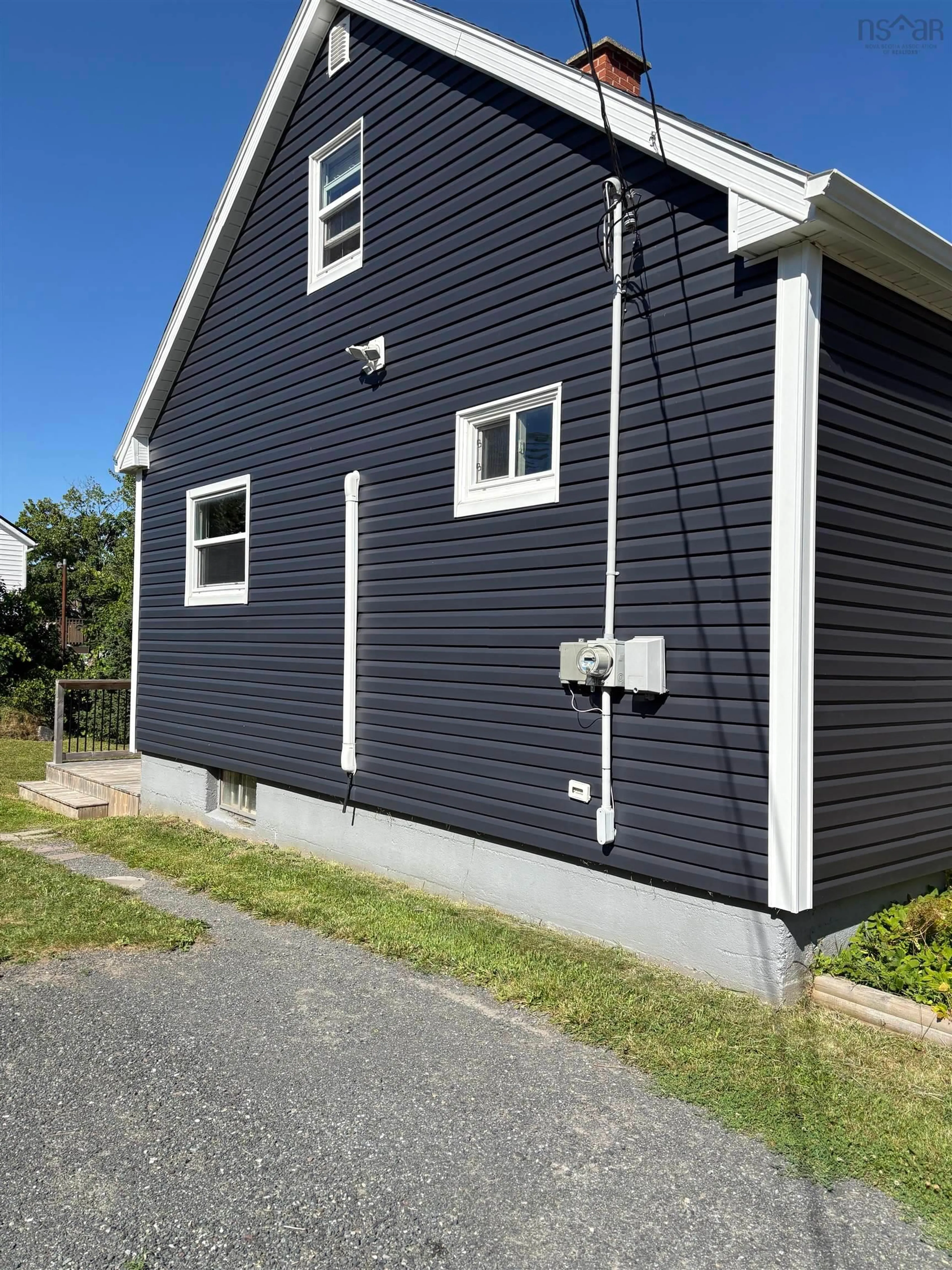 Home with vinyl exterior material, street for 34 Belmont Ave, Stellarton Nova Scotia B0K 1S0