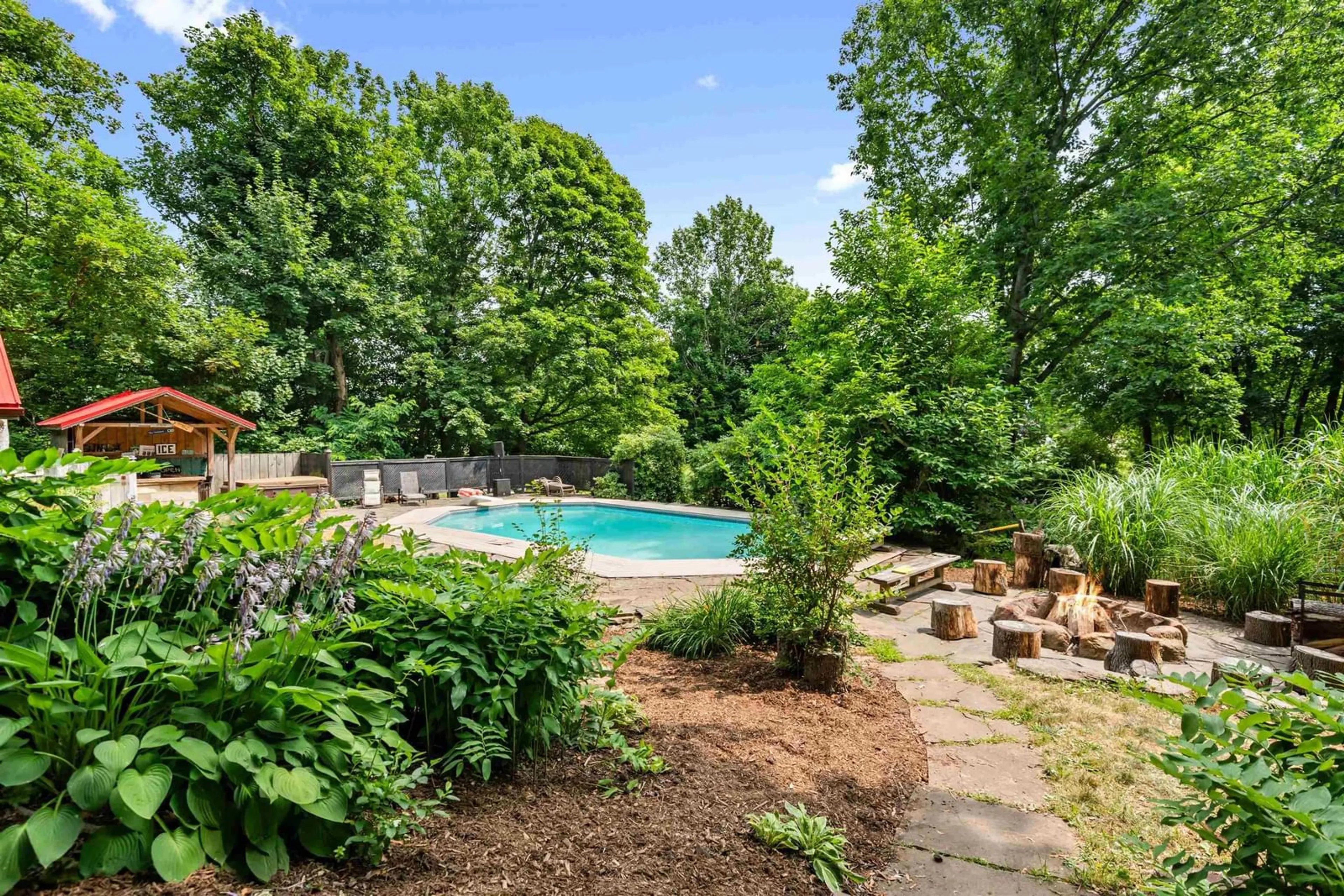 Pool for 93 Elm St, New Glasgow Nova Scotia B2H 1Y3