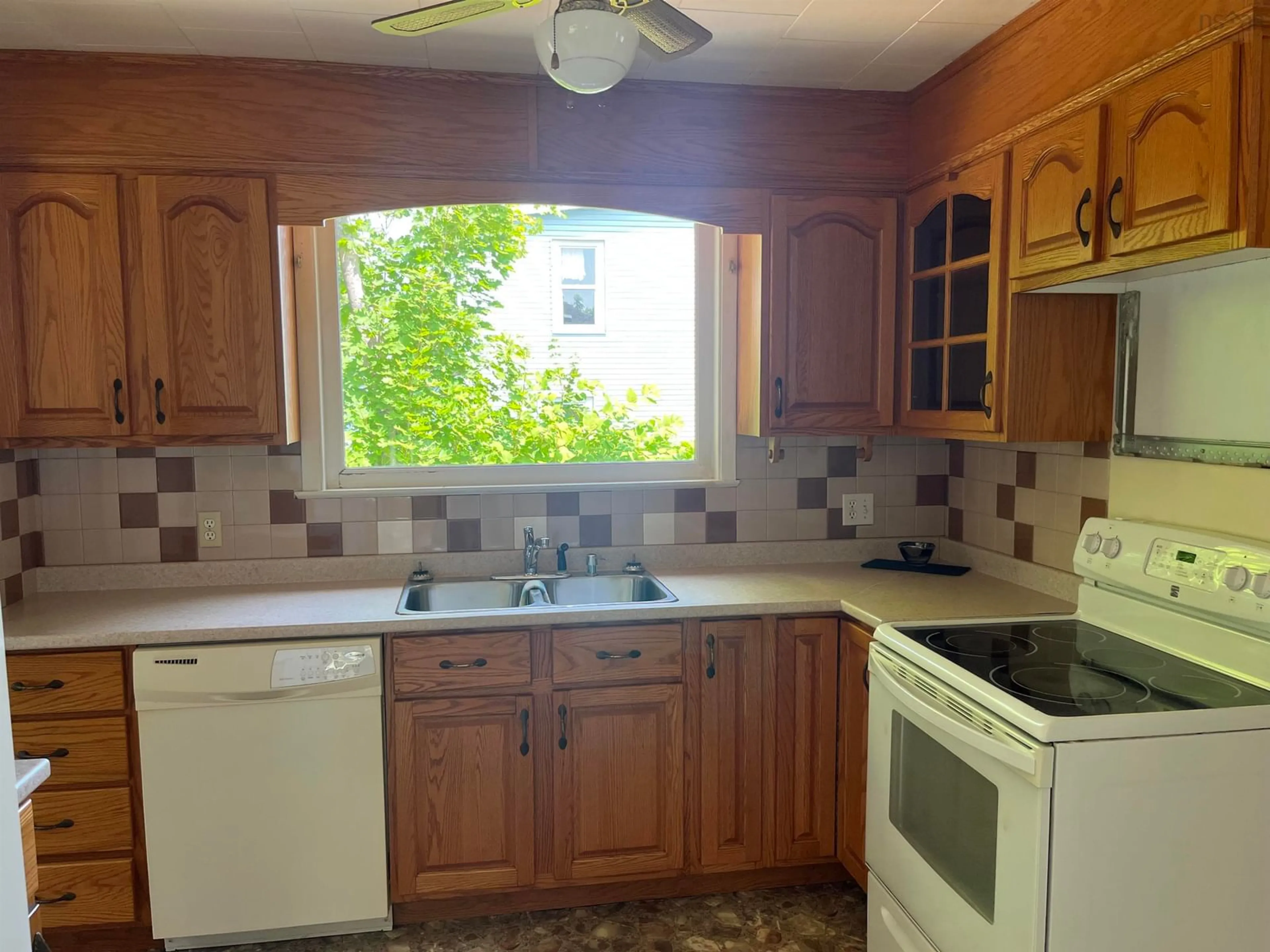 Standard kitchen, unknown for 36 Lower Mclean St, Glace Bay Nova Scotia B1A 2K7