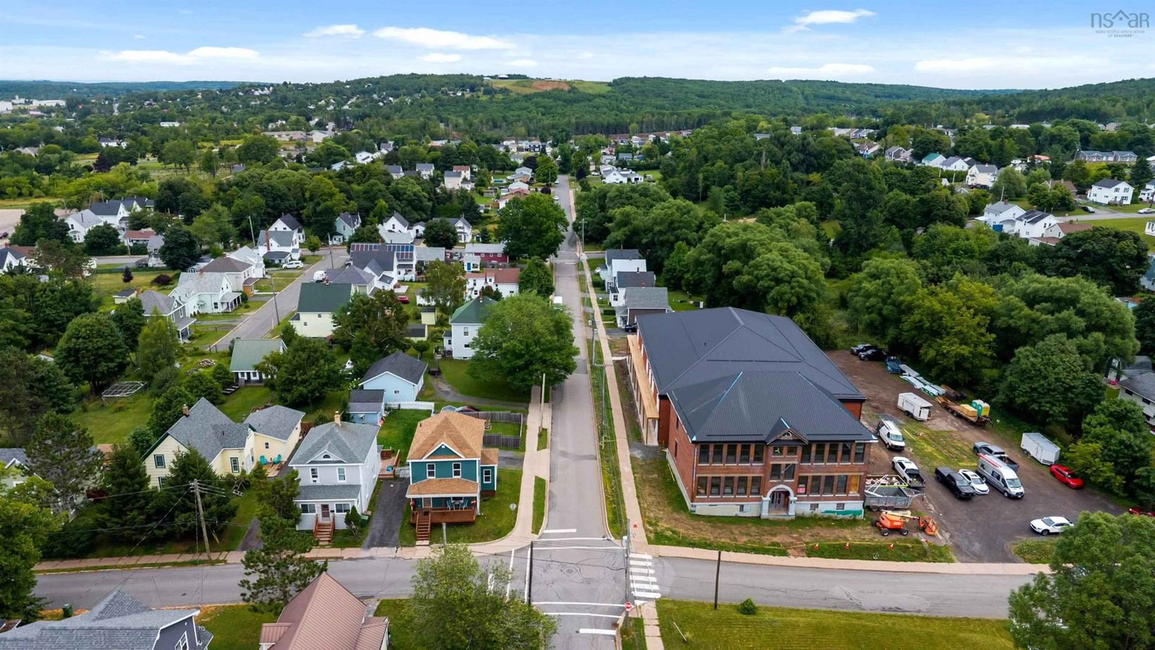 A pic from outside/outdoor area/front of a property/back of a property/a pic from drone, street for 232 Acadia Street, New Glasgow Nova Scotia B2H 4G6