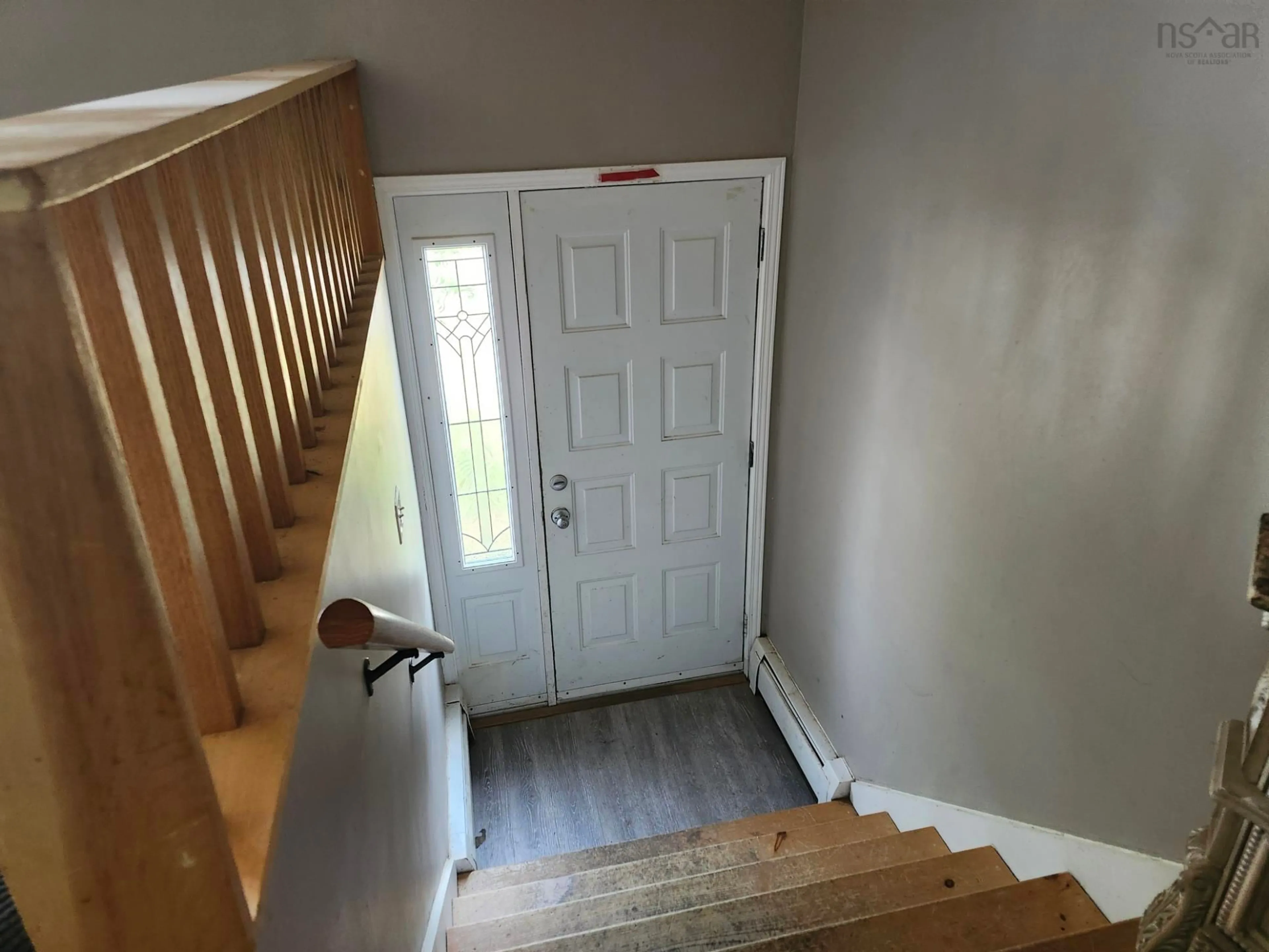 Indoor entryway for 126 Aspen Cres, Lower Sackville Nova Scotia B4C 1C9